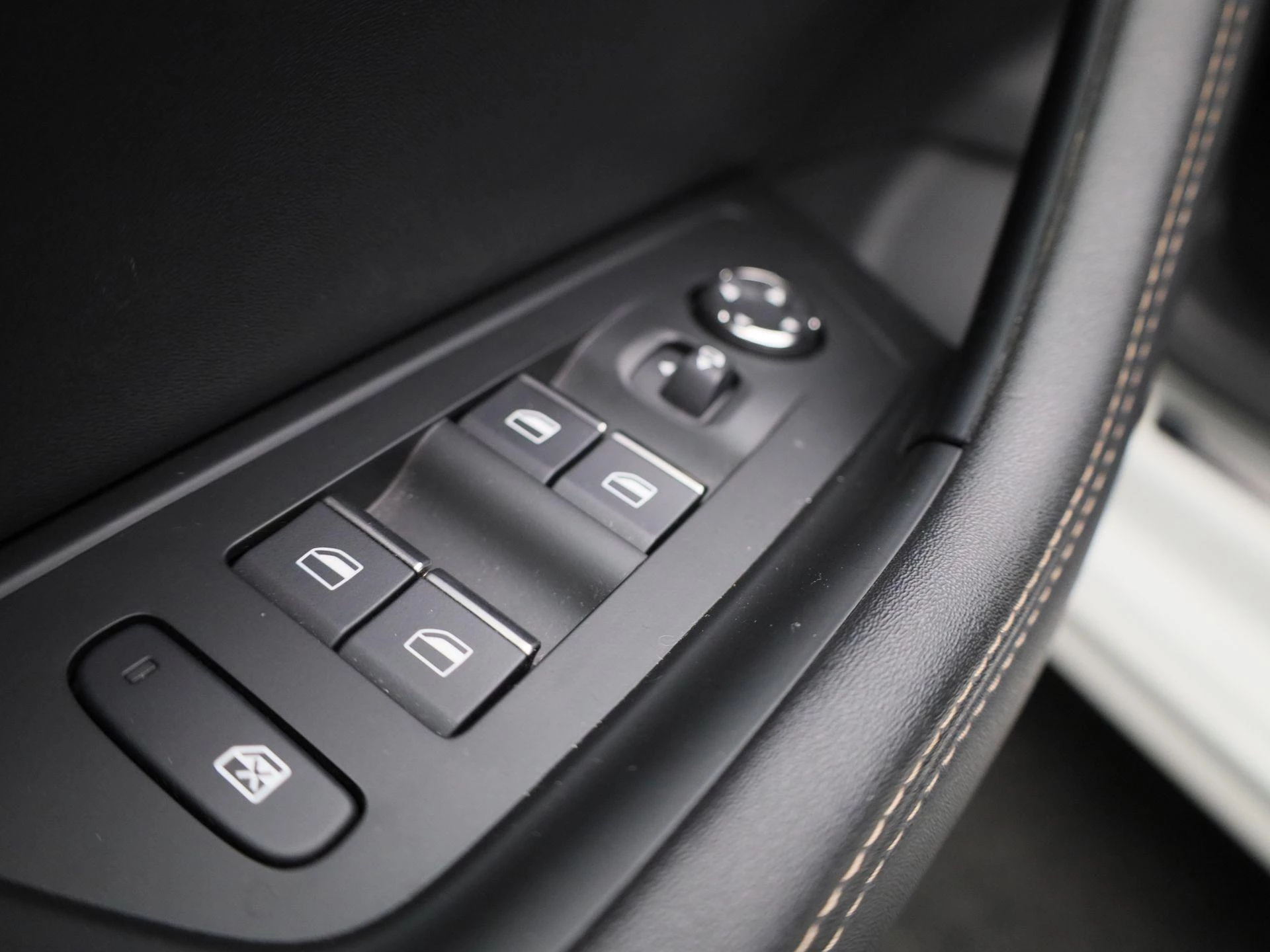 Peugeot-508-image-38