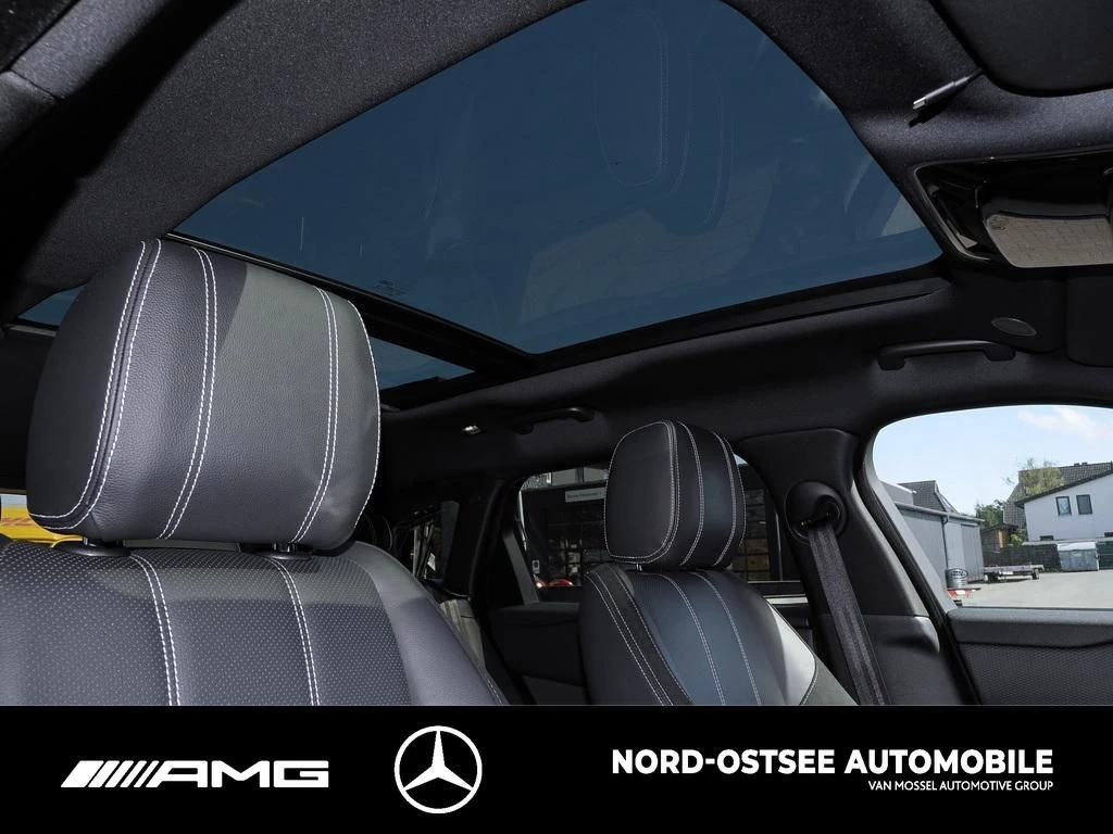 Land Rover Range Rover Velar 2.0 SE R-DYNAMIC PANO KAMERA W SEL560 Range Rover VELAR 2.0 SE R-DYNAMIC PANO KAMERA W SE