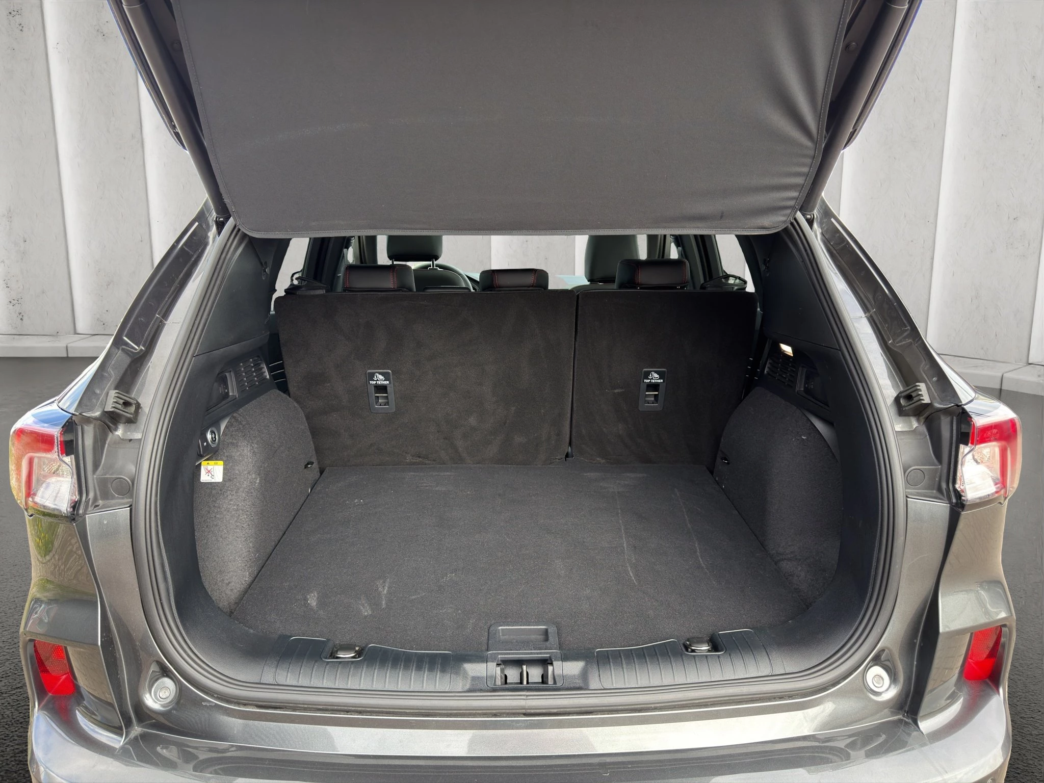 Ford Kuga ST-Line X*PANO*AHK*KAM*ACC*NAVI*SOUND-SYS.