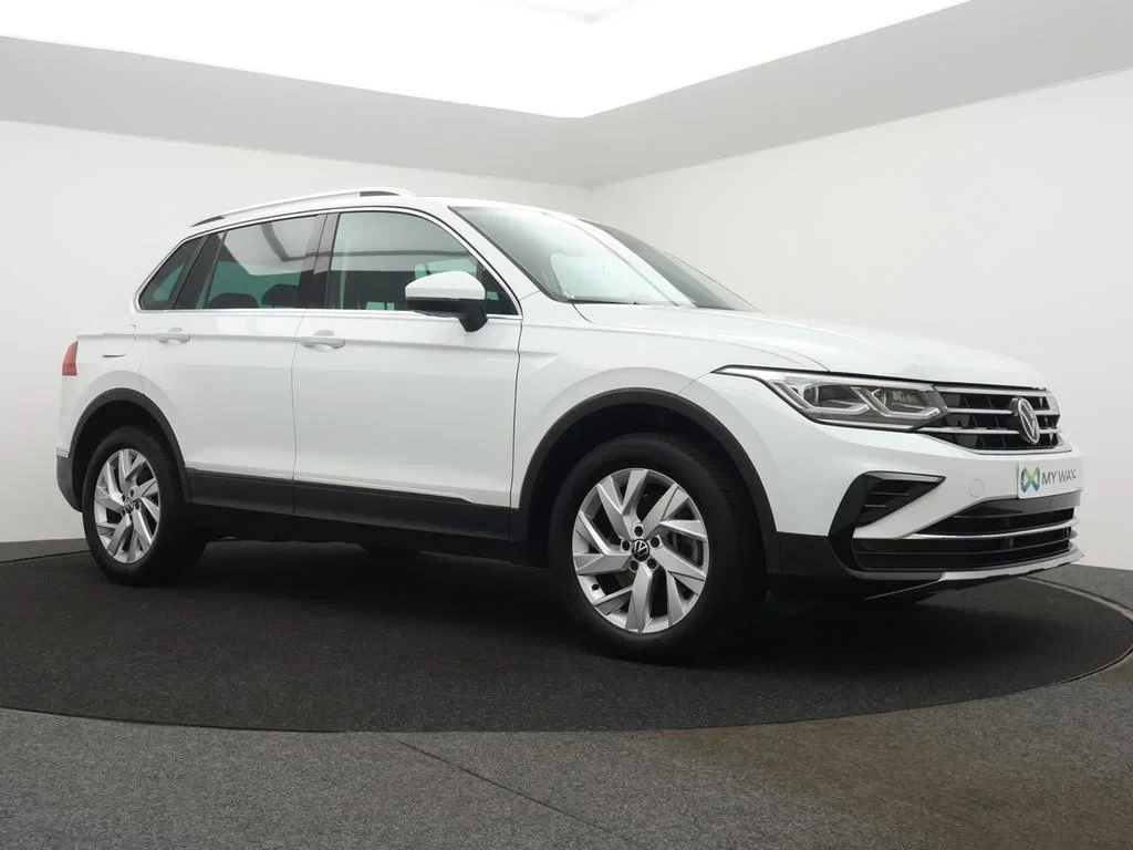 Volkswagen-Tiguan-image-24