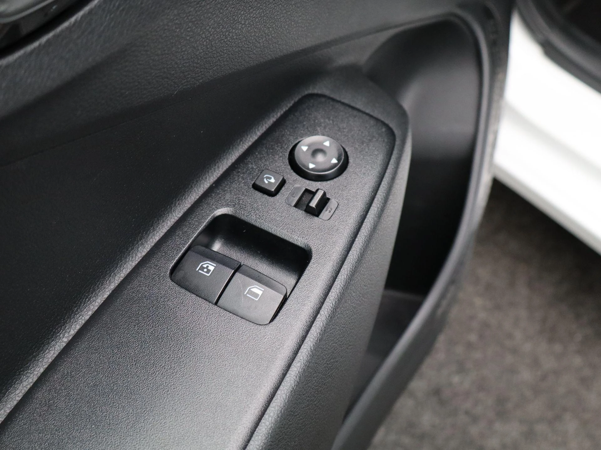 Hyundai-i10-image-24