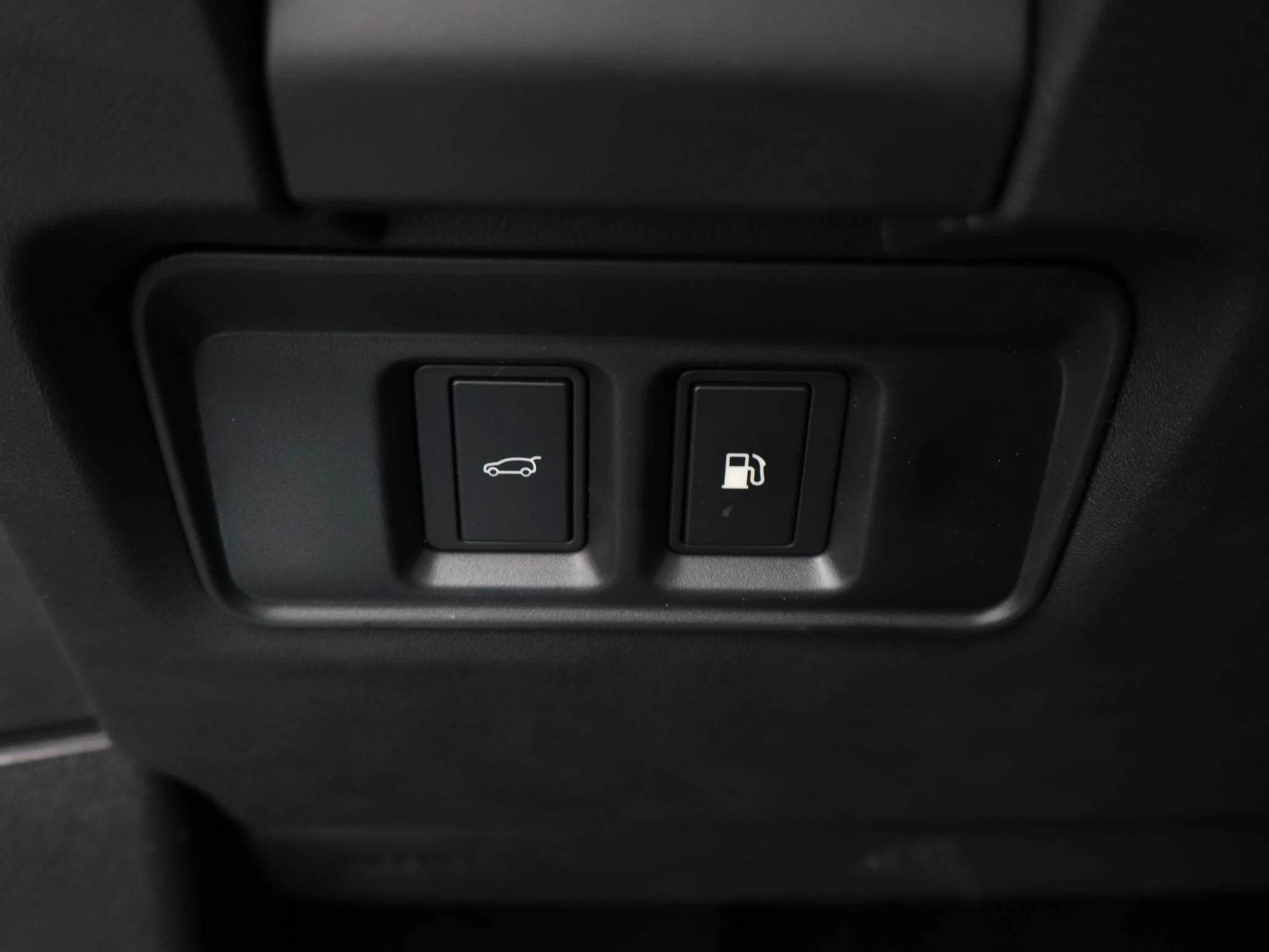 Land Rover-Range Rover Evoque-image-26