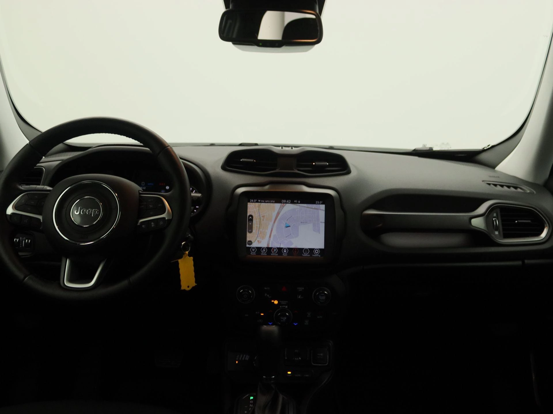 Jeep-Renegade-image-7