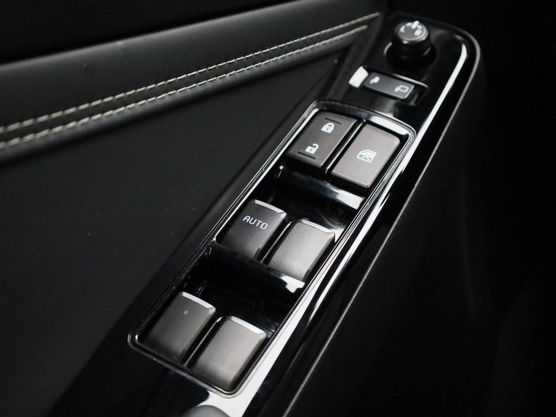 Isuzu-D-Max-image-33