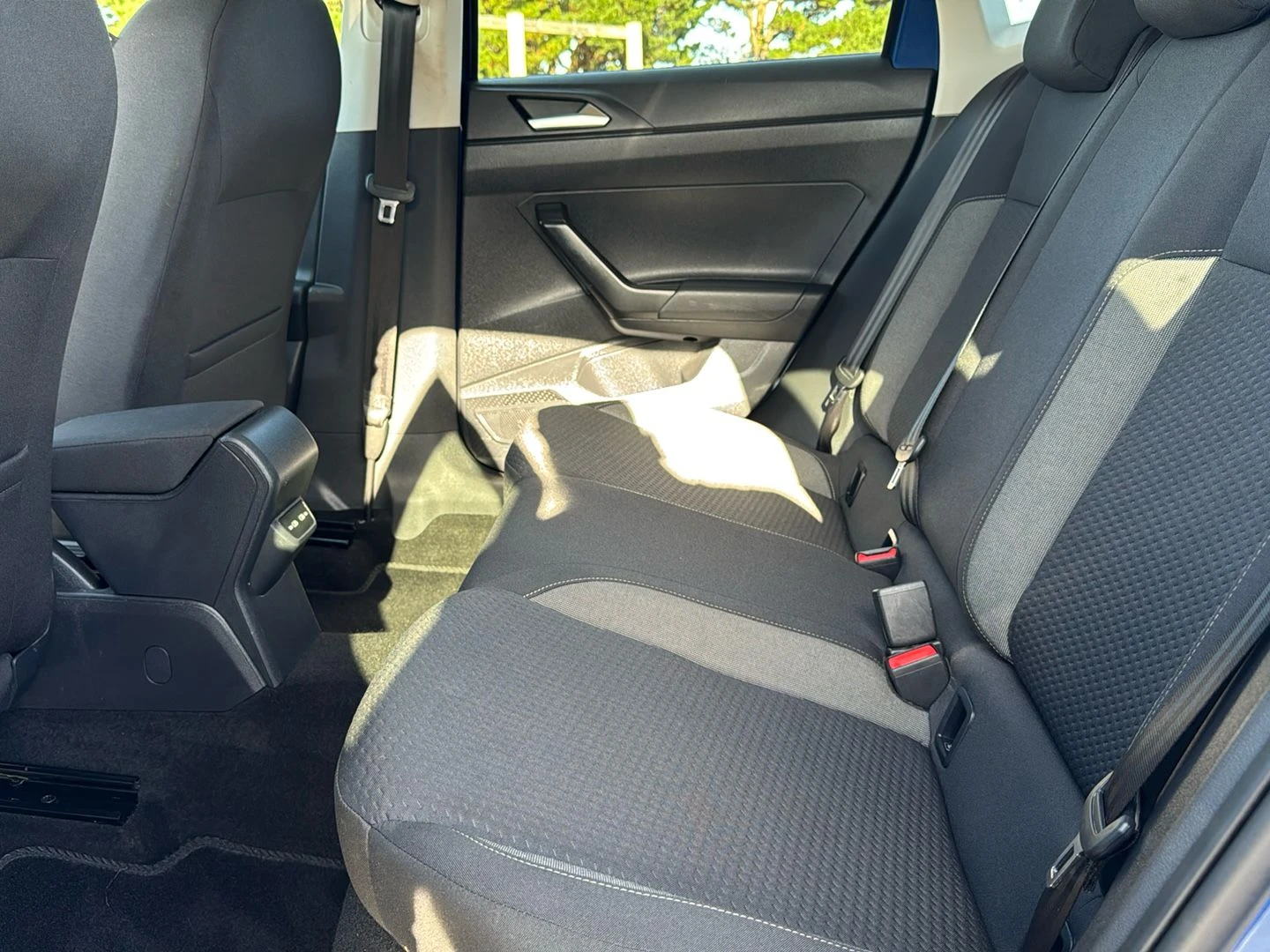 Volkswagen-Polo-image-6