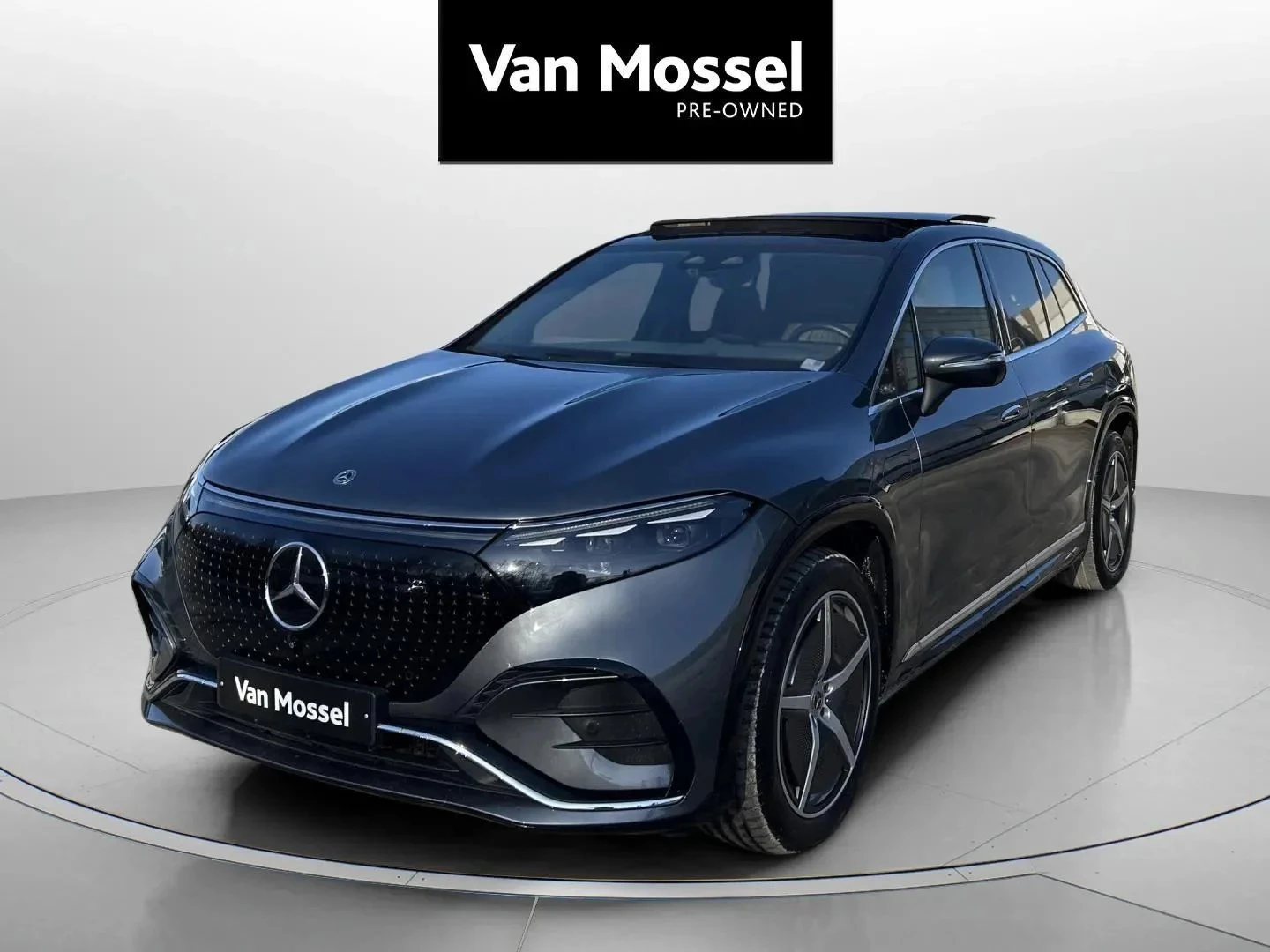 Mercedes-Benz-EQS-image-0