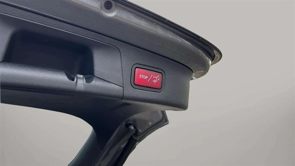 Mercedes-Benz-EQA-image-25