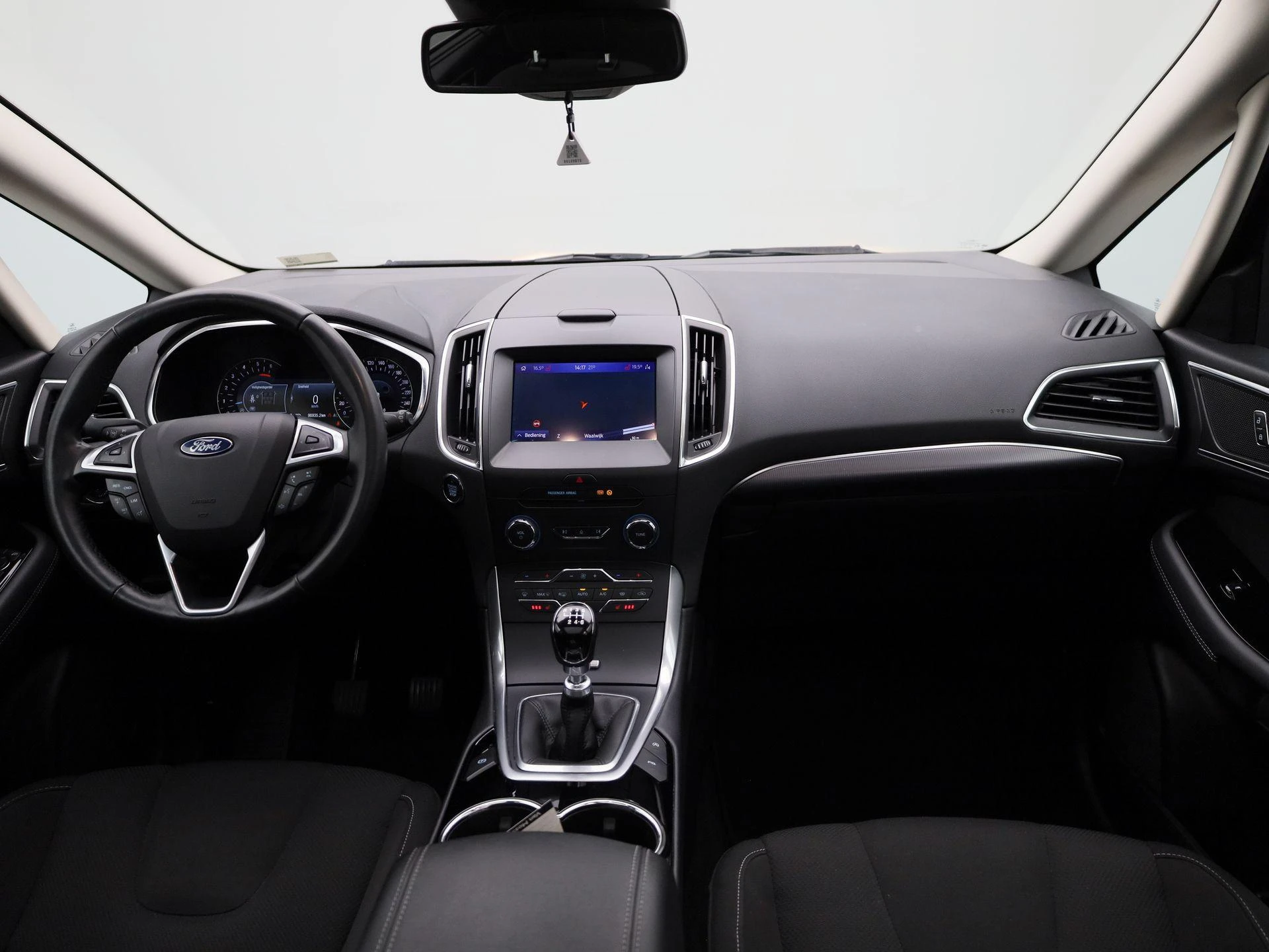 Ford-S-Max-image-35