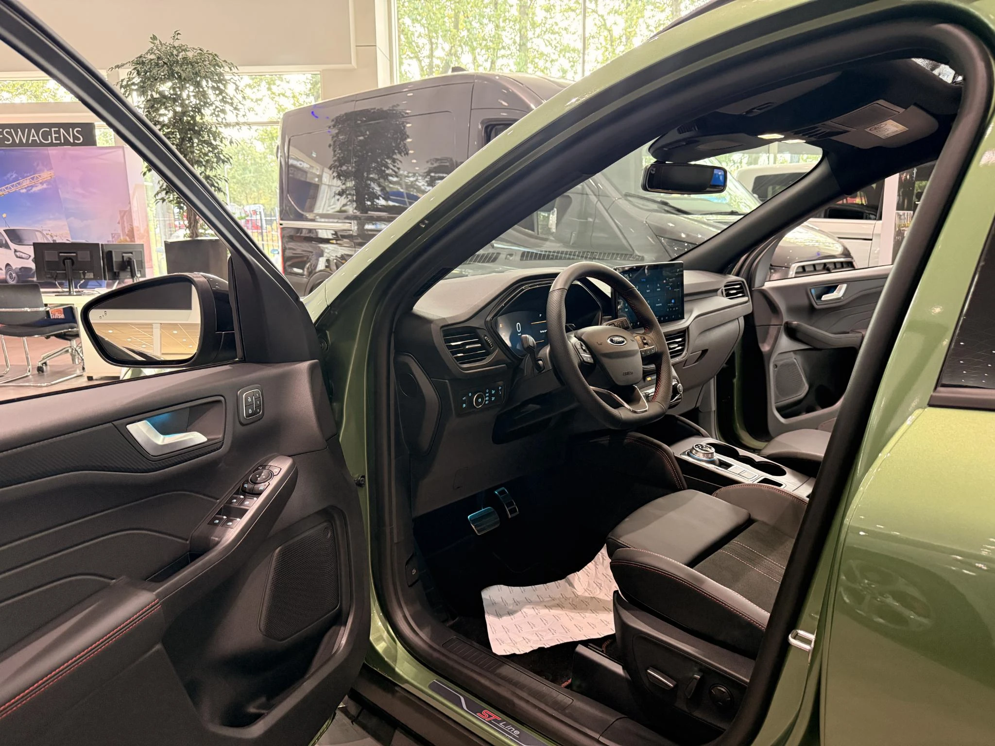 Ford-Kuga-image-13