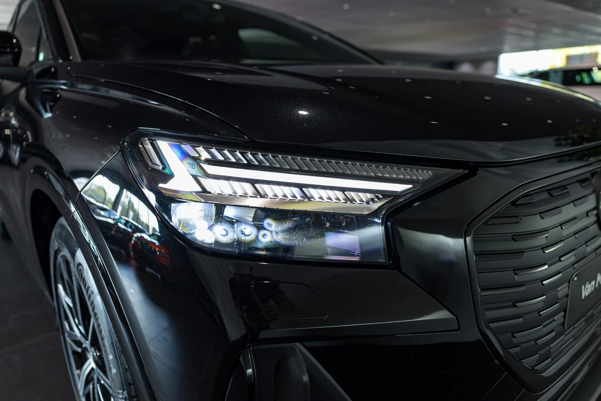Audi-Q4 Sportback e-tron-image-8