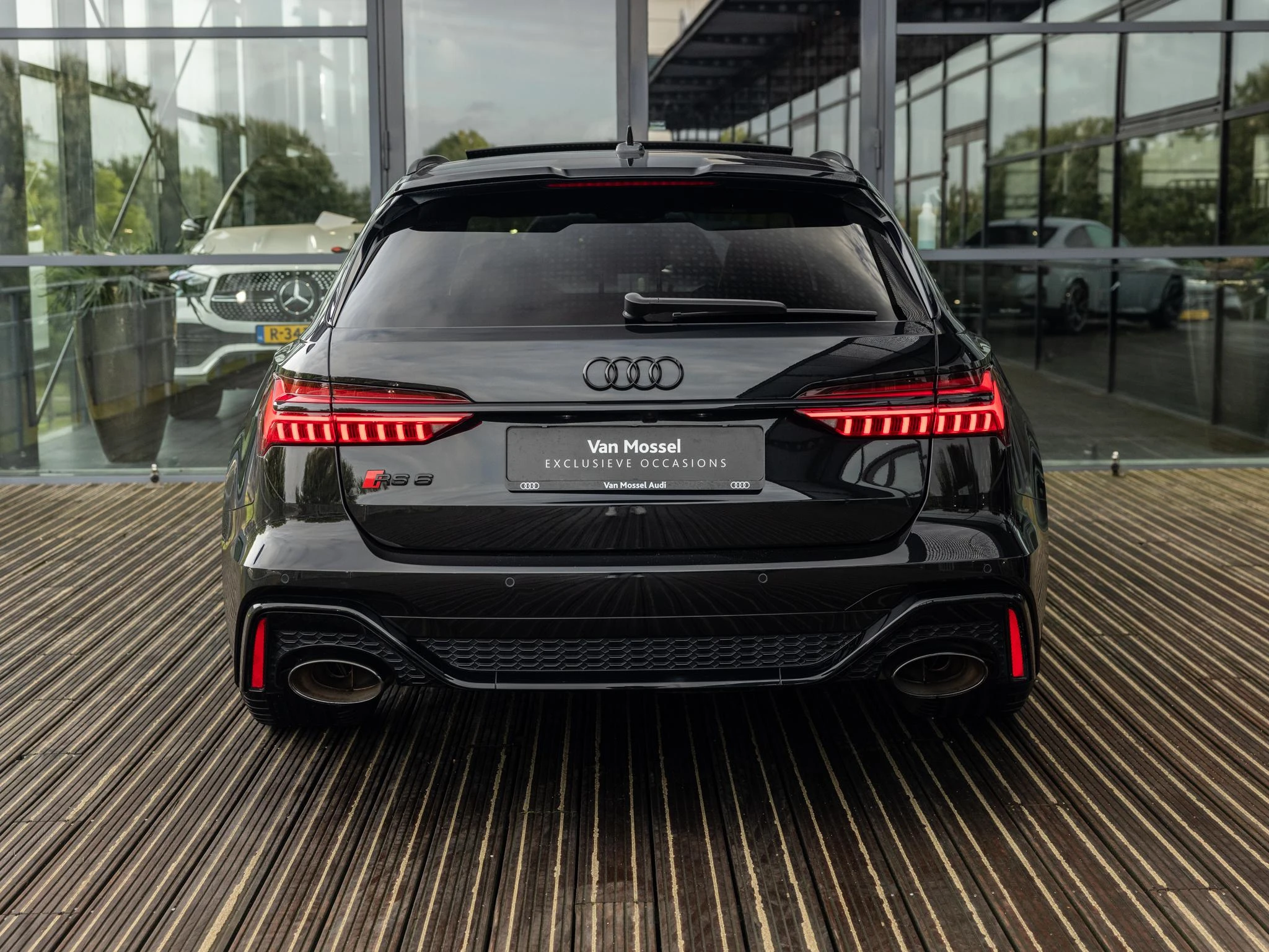 Audi-RS6-image-4