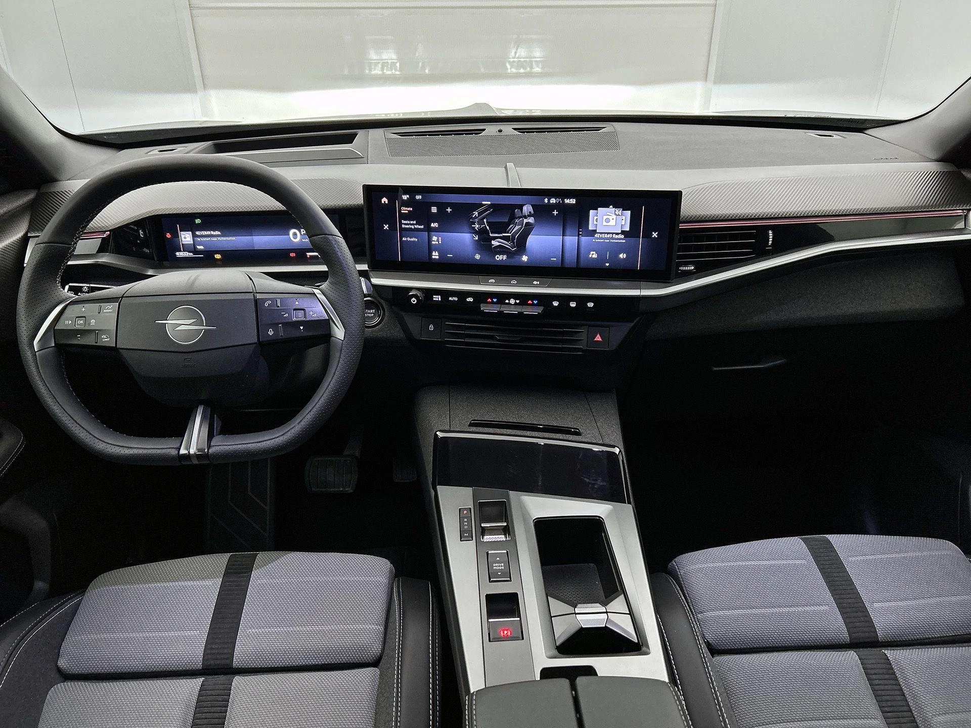 Opel Grandland 1.2 Turbo Hybrid GS