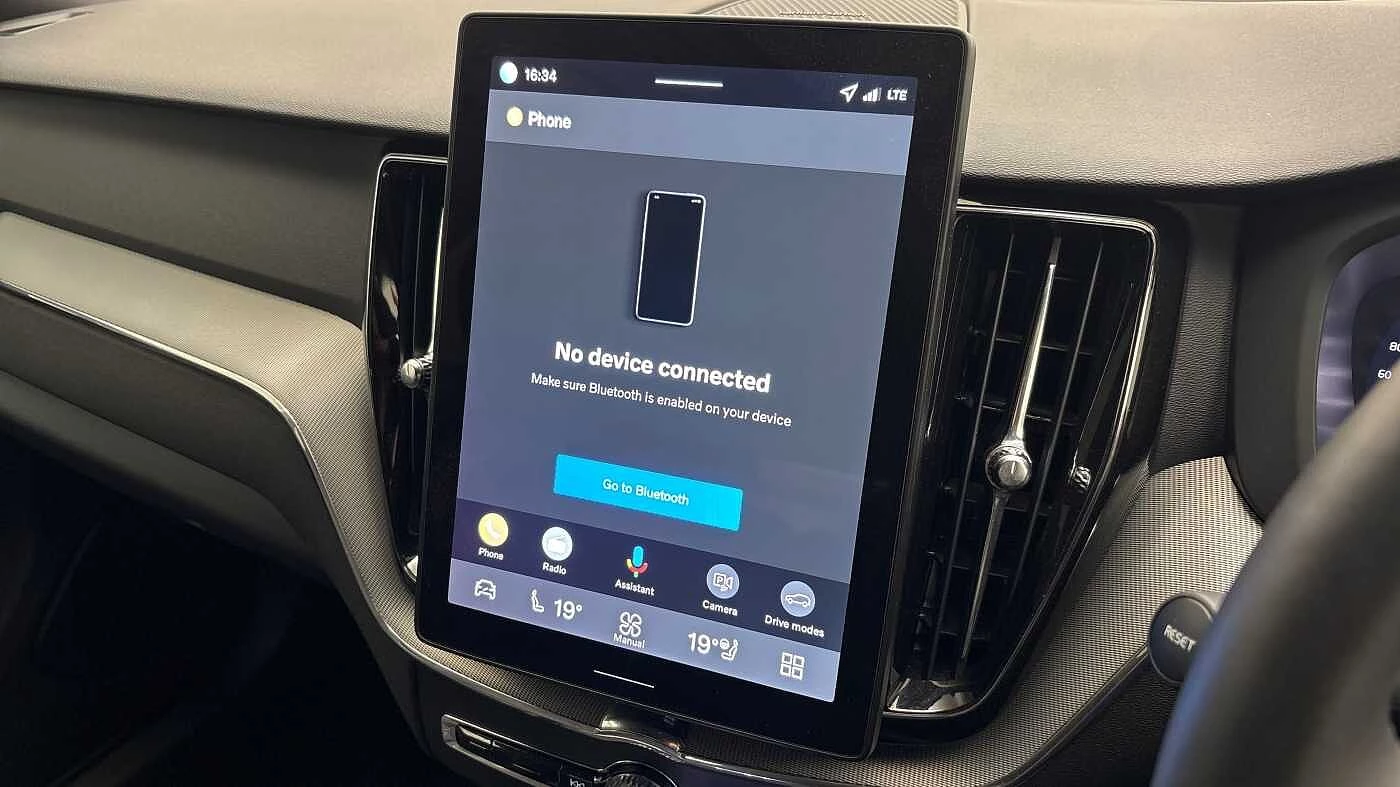 Volvo XC60 T6 AWD PHEV Recharge Black Edition Plus