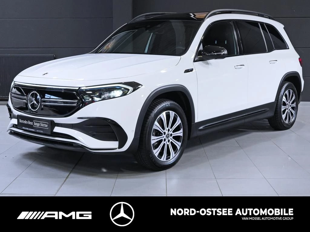 Mercedes-Benz EQB 300 4M AMG NIGHT PANO SHZ LED ACC HUD PDC AMG Line