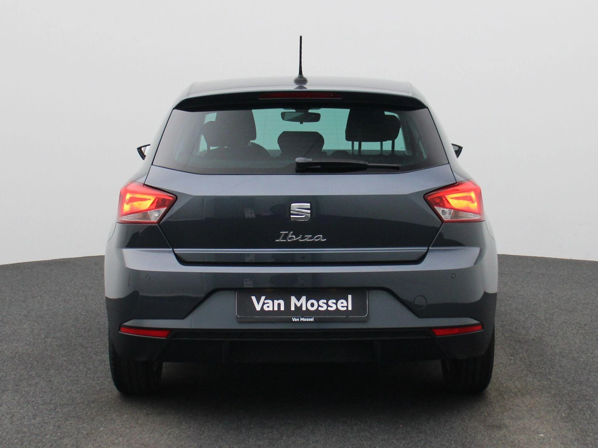 SEAT-Ibiza-image-4