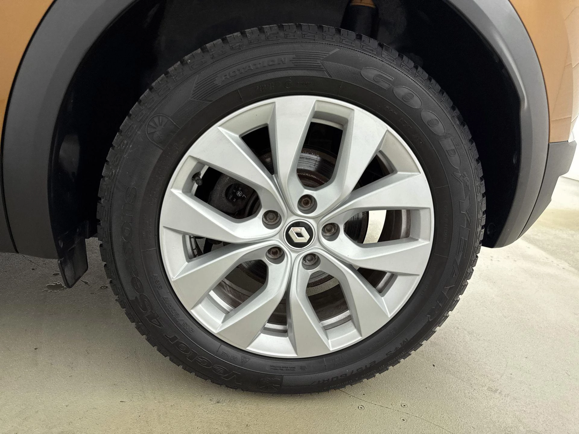 Renault-Captur-image-25