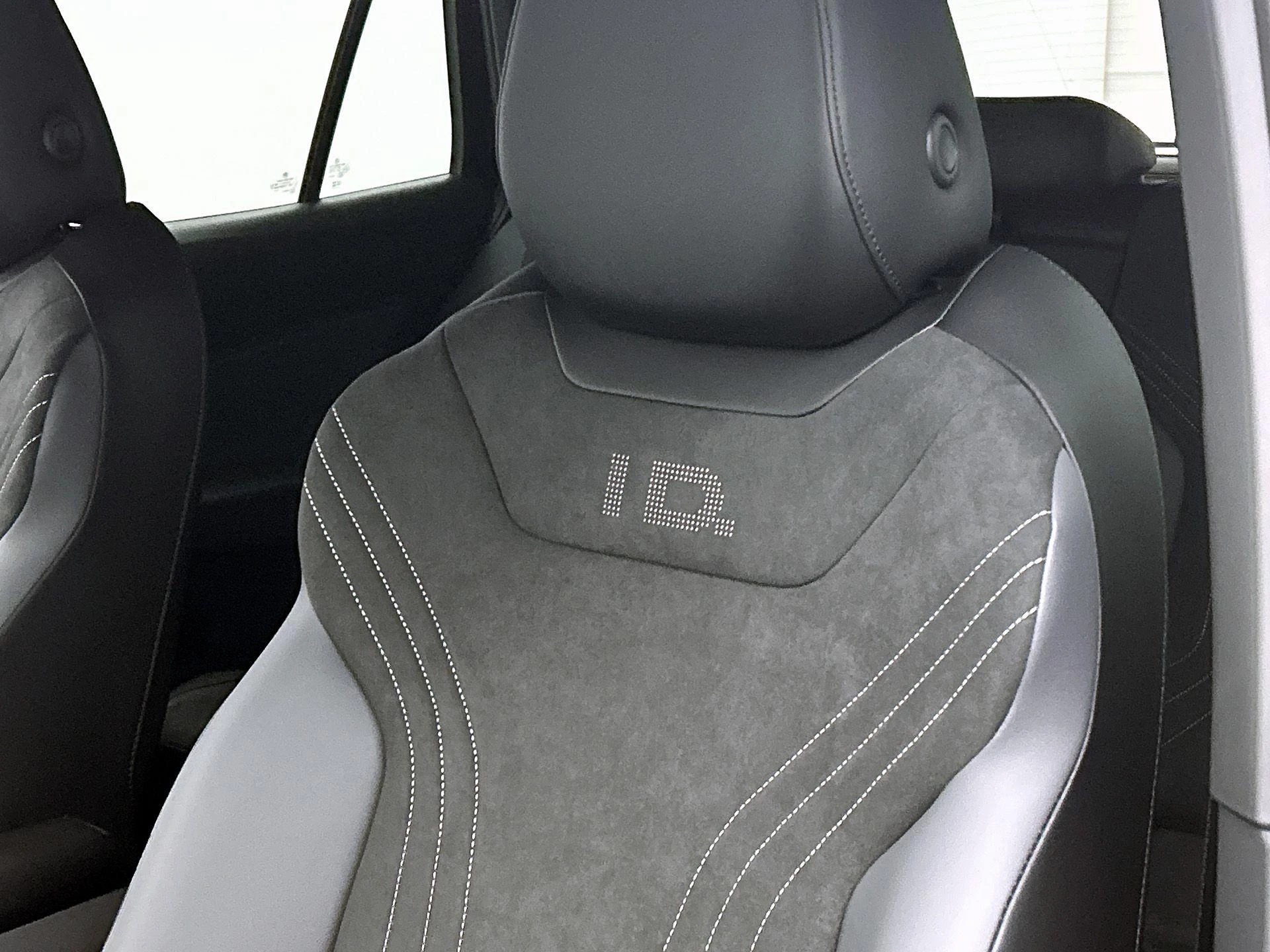 Volkswagen ID.4 Pro Limited Edition 77 kWh 286 PK