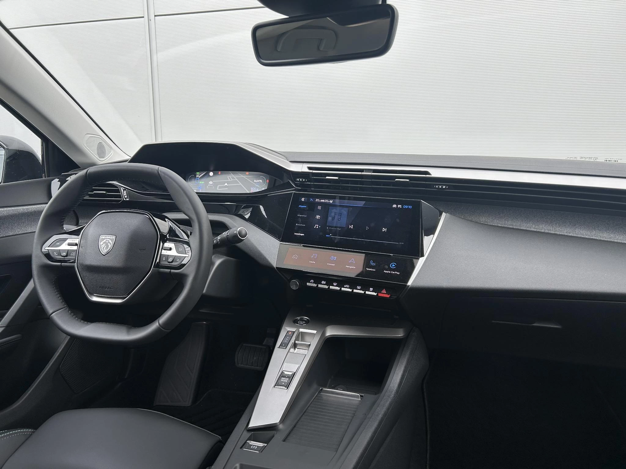 Peugeot-408-image-7