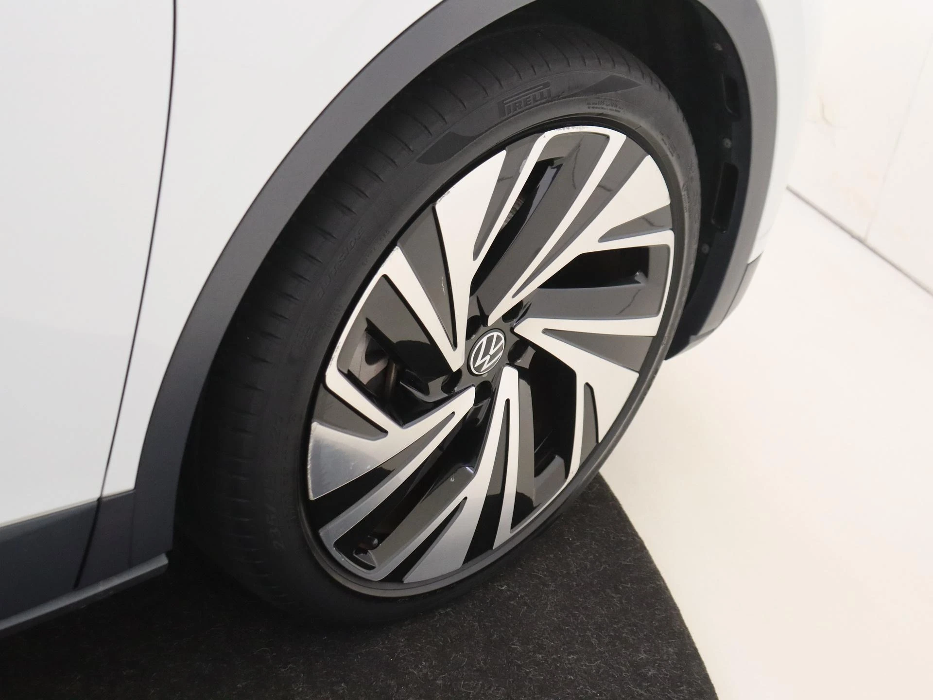 Volkswagen-ID.4-image-30
