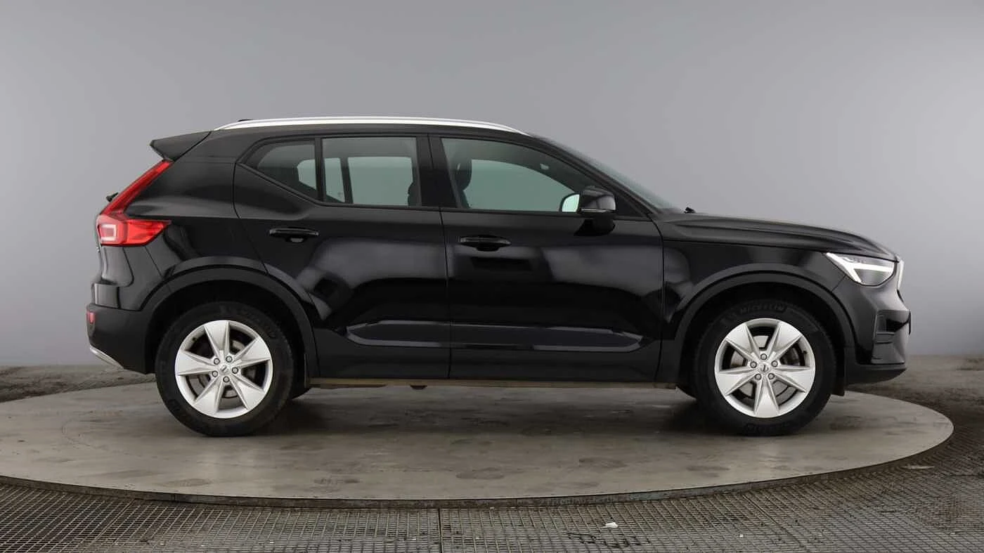 Volvo-XC40-image-1