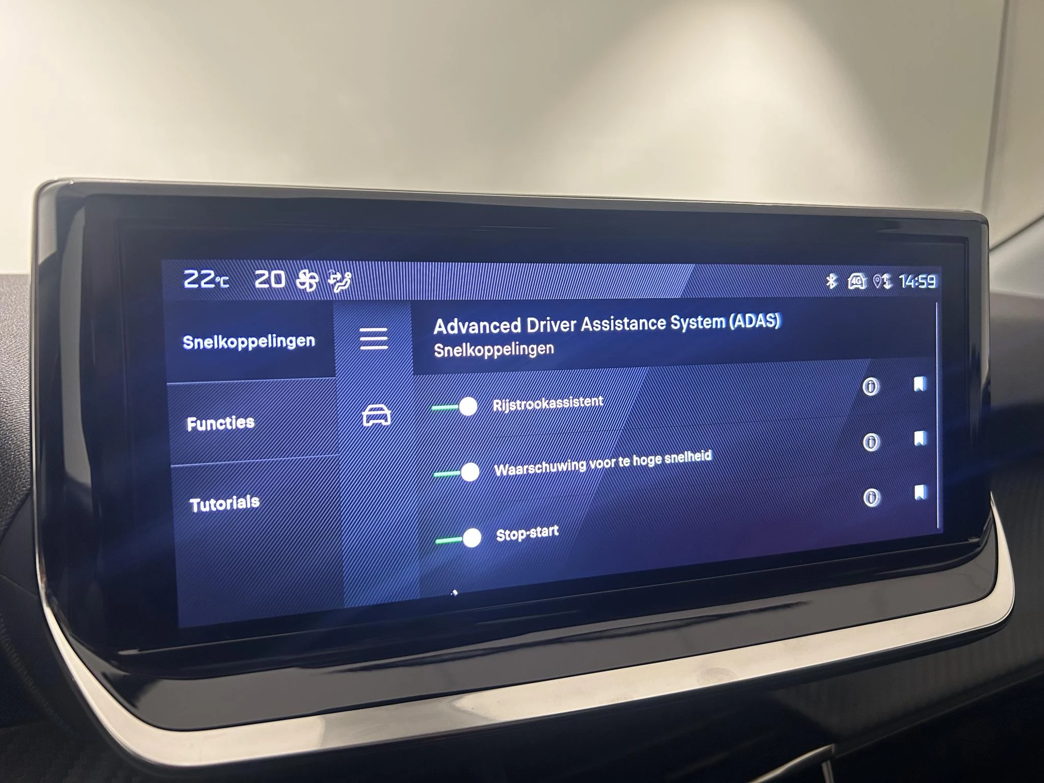 Peugeot 208 1.2 Hybrid 110 e-DCS6 Allure