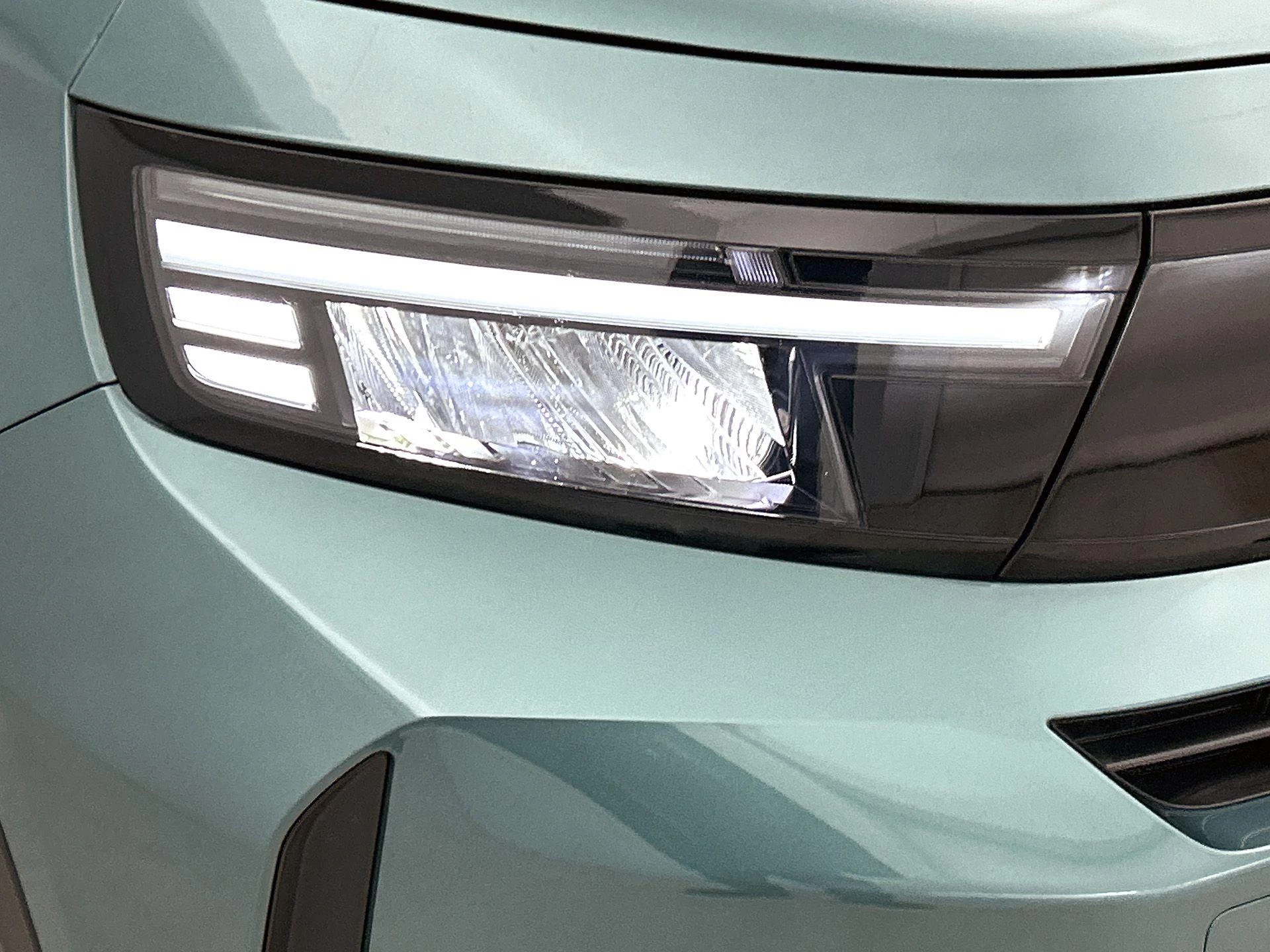 Opel-Frontera-image-45
