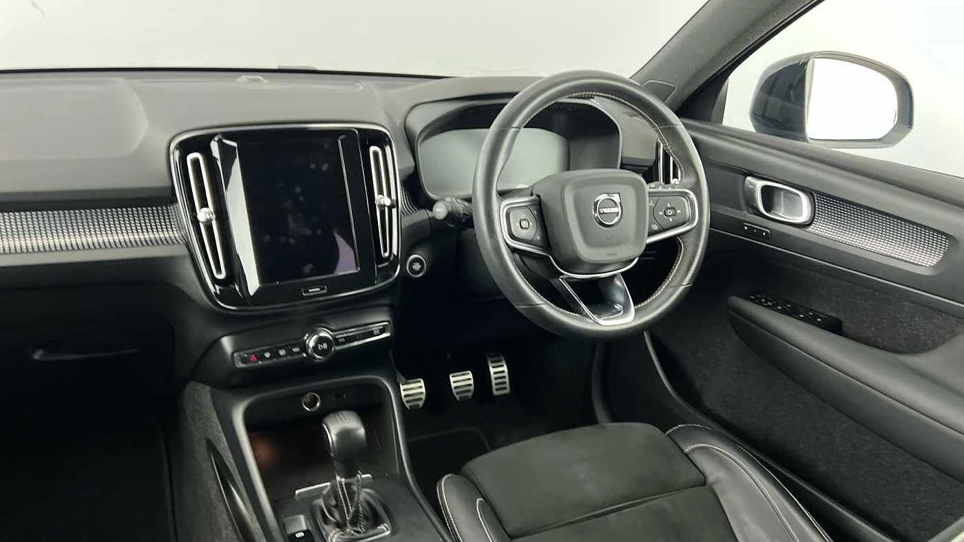 Volvo-XC40-image-4