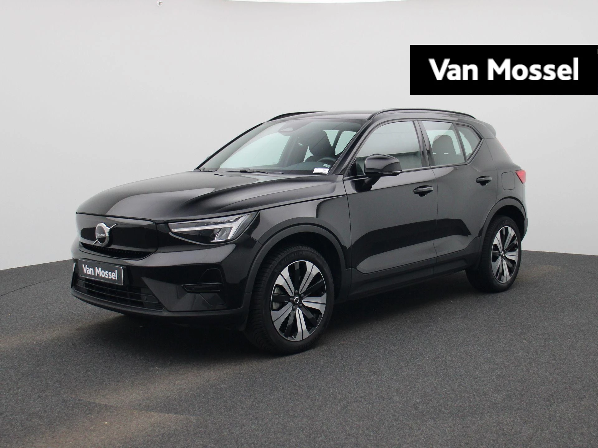 Volvo-XC40-image-0
