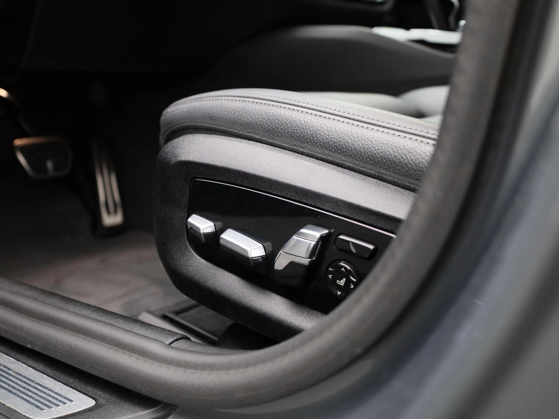 BMW-5 Serie-image-37