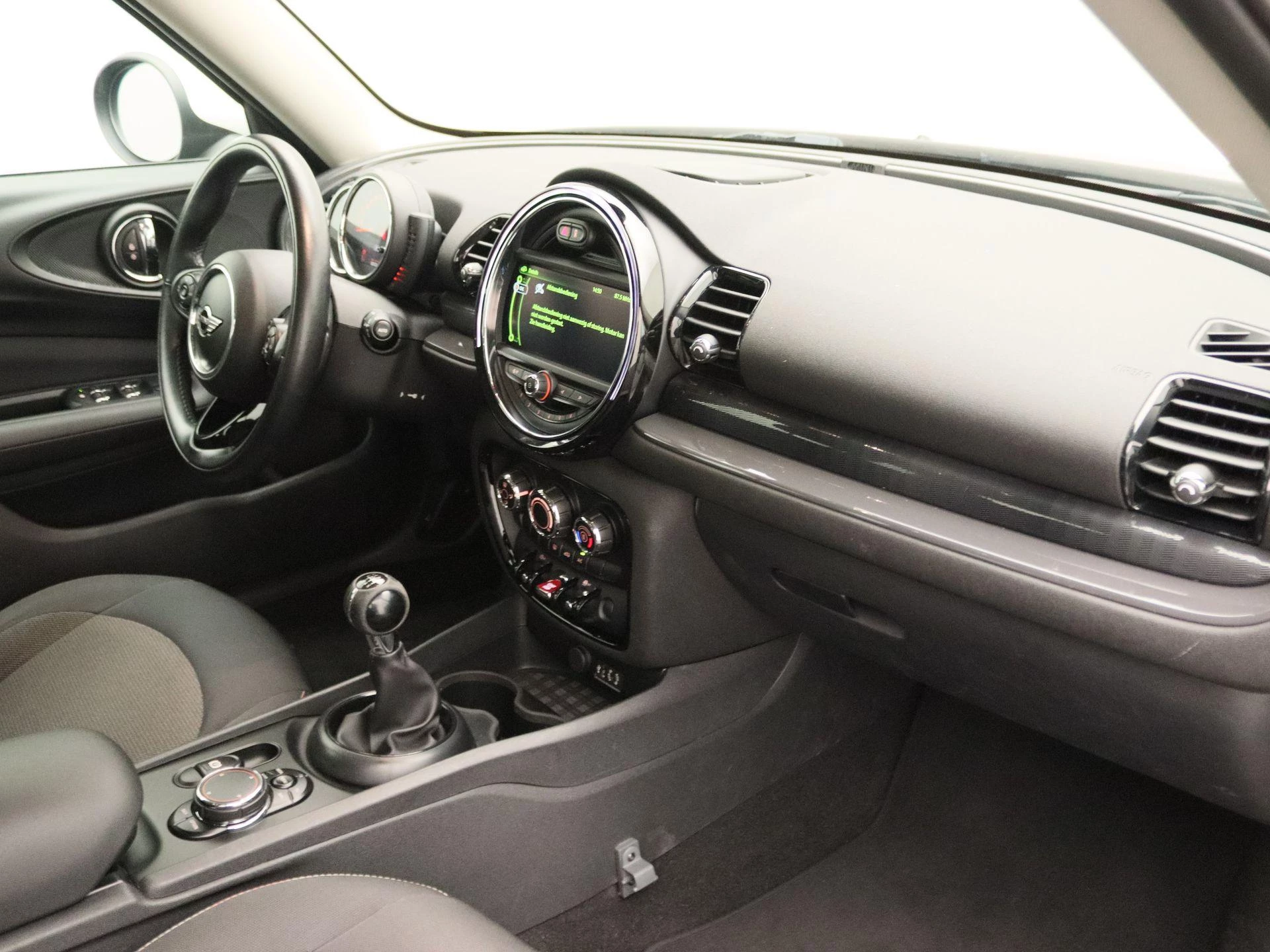 MINI-Clubman-image-25