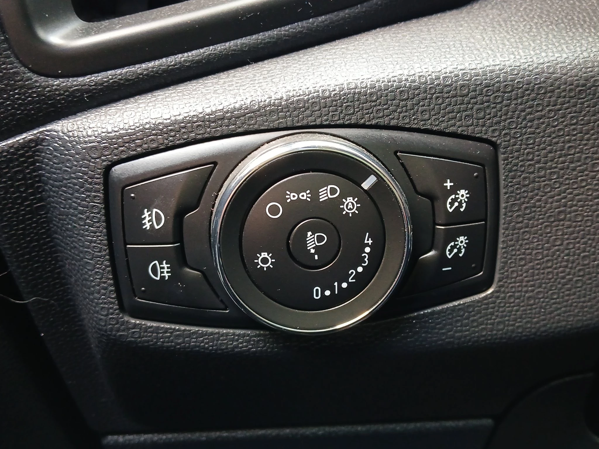 Ford-EcoSport-image-18