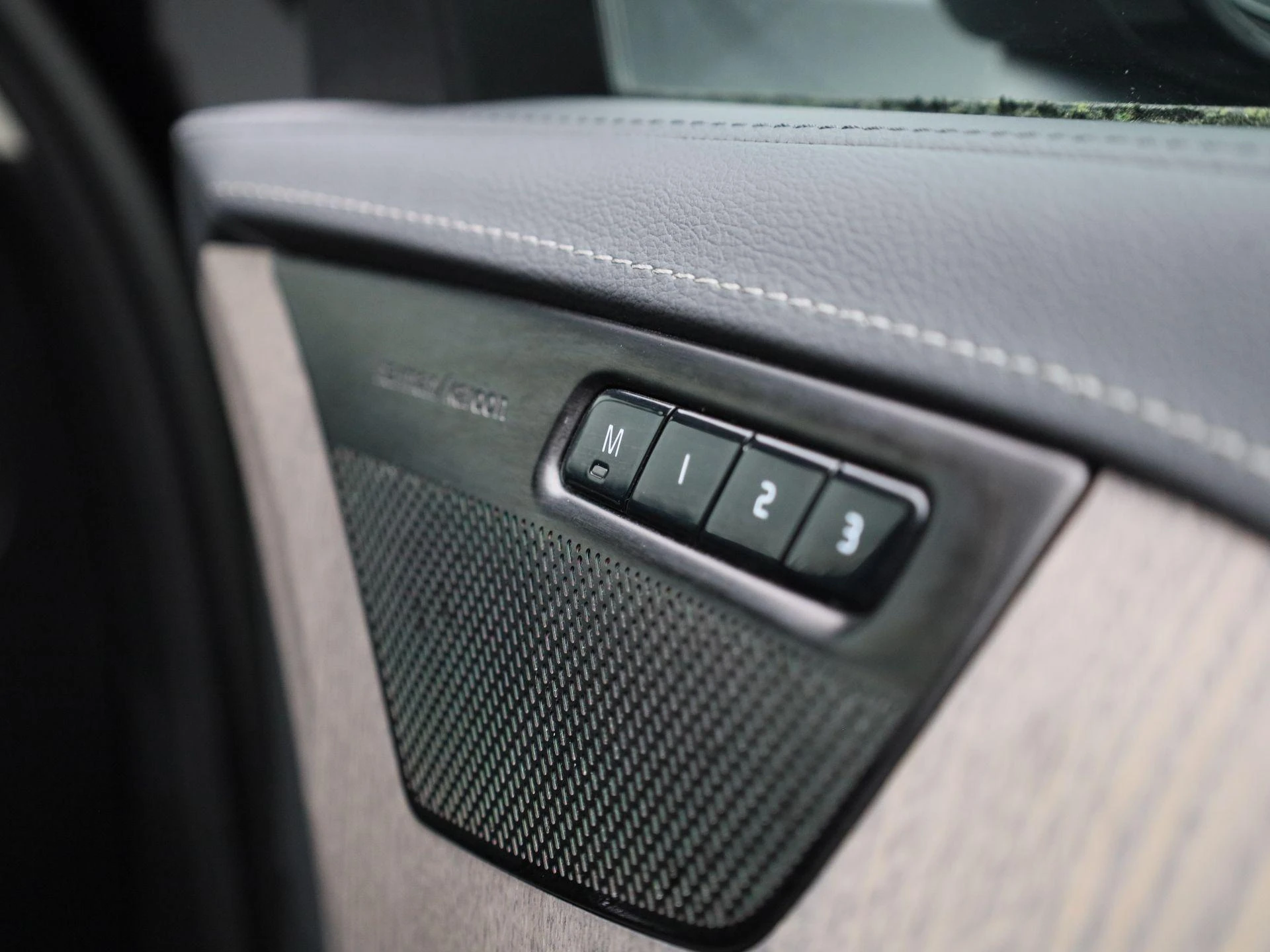 Volvo-XC90-image-51