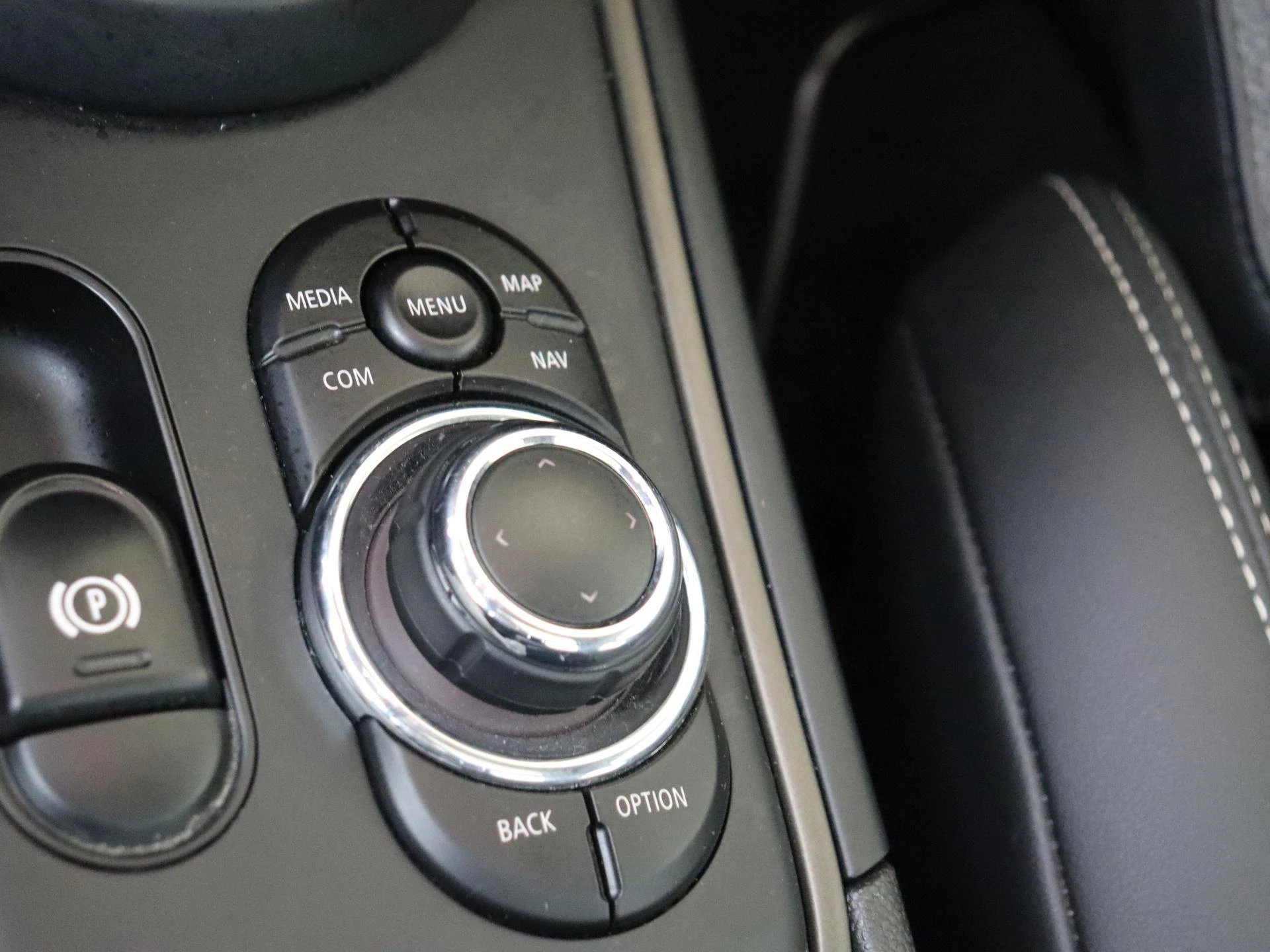 MINI-Countryman-image-19