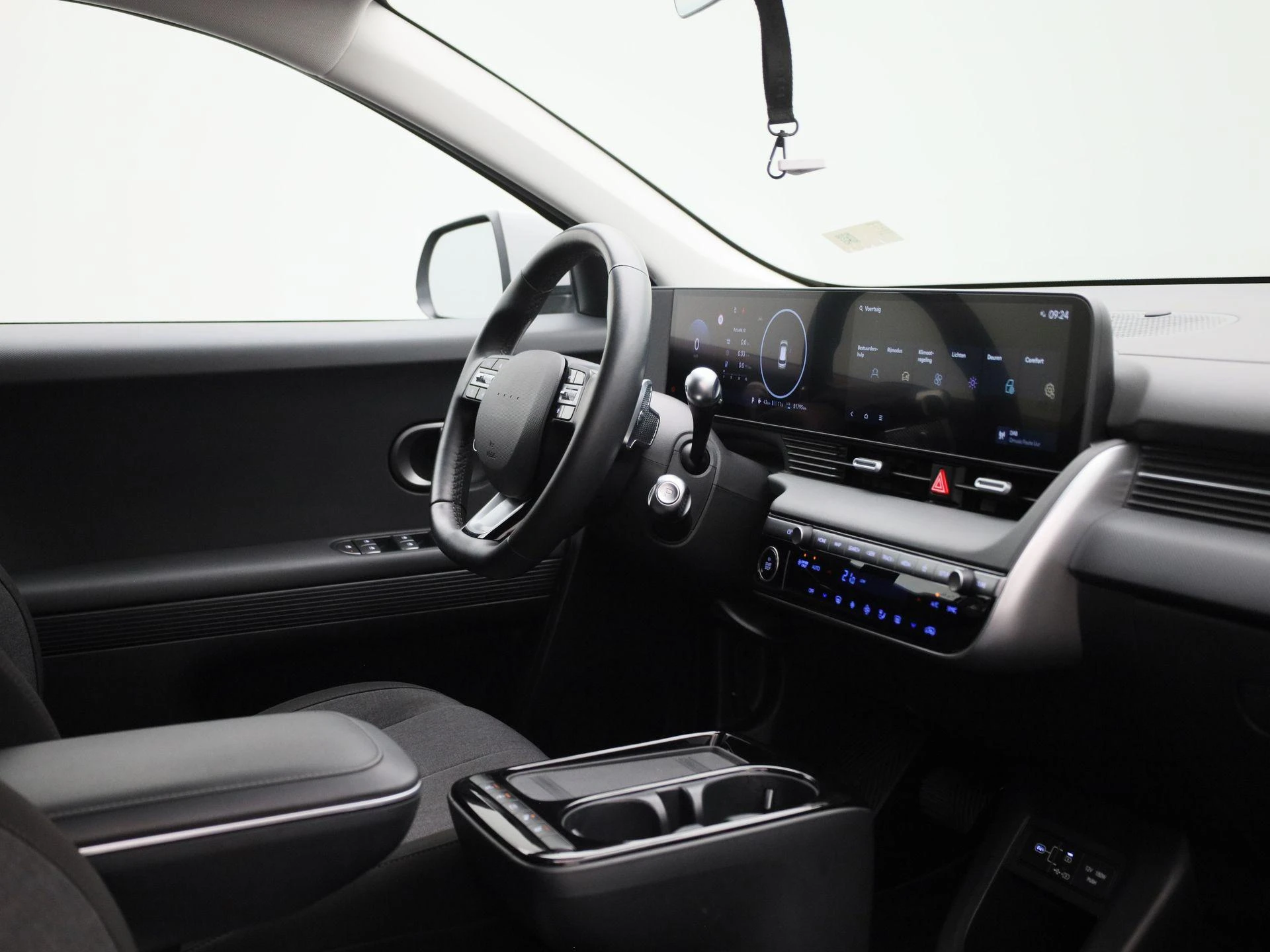 Hyundai-IONIQ 5-image-32