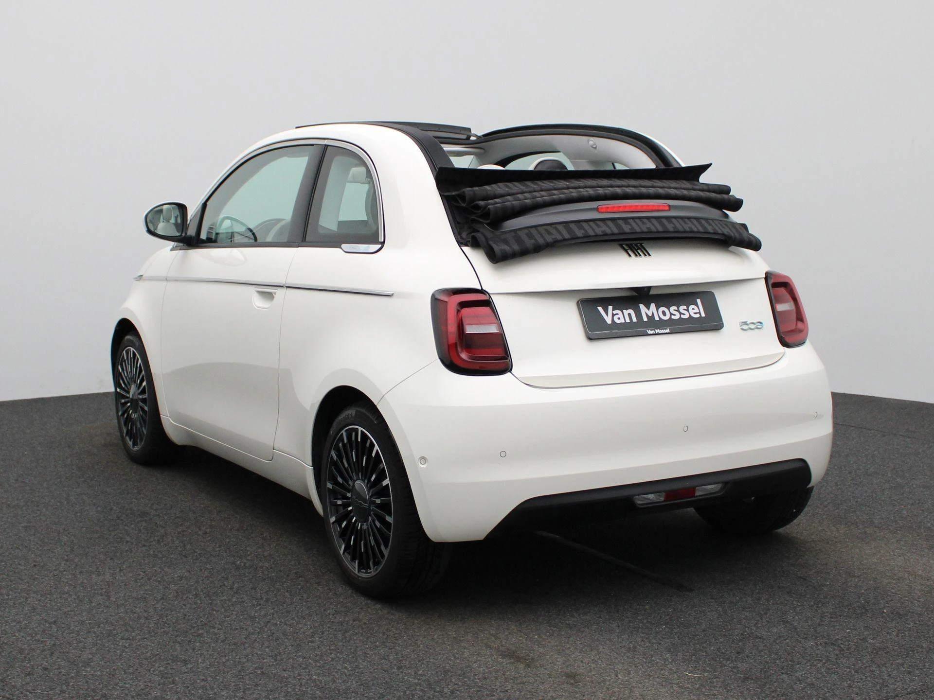 Fiat-500C-image-1