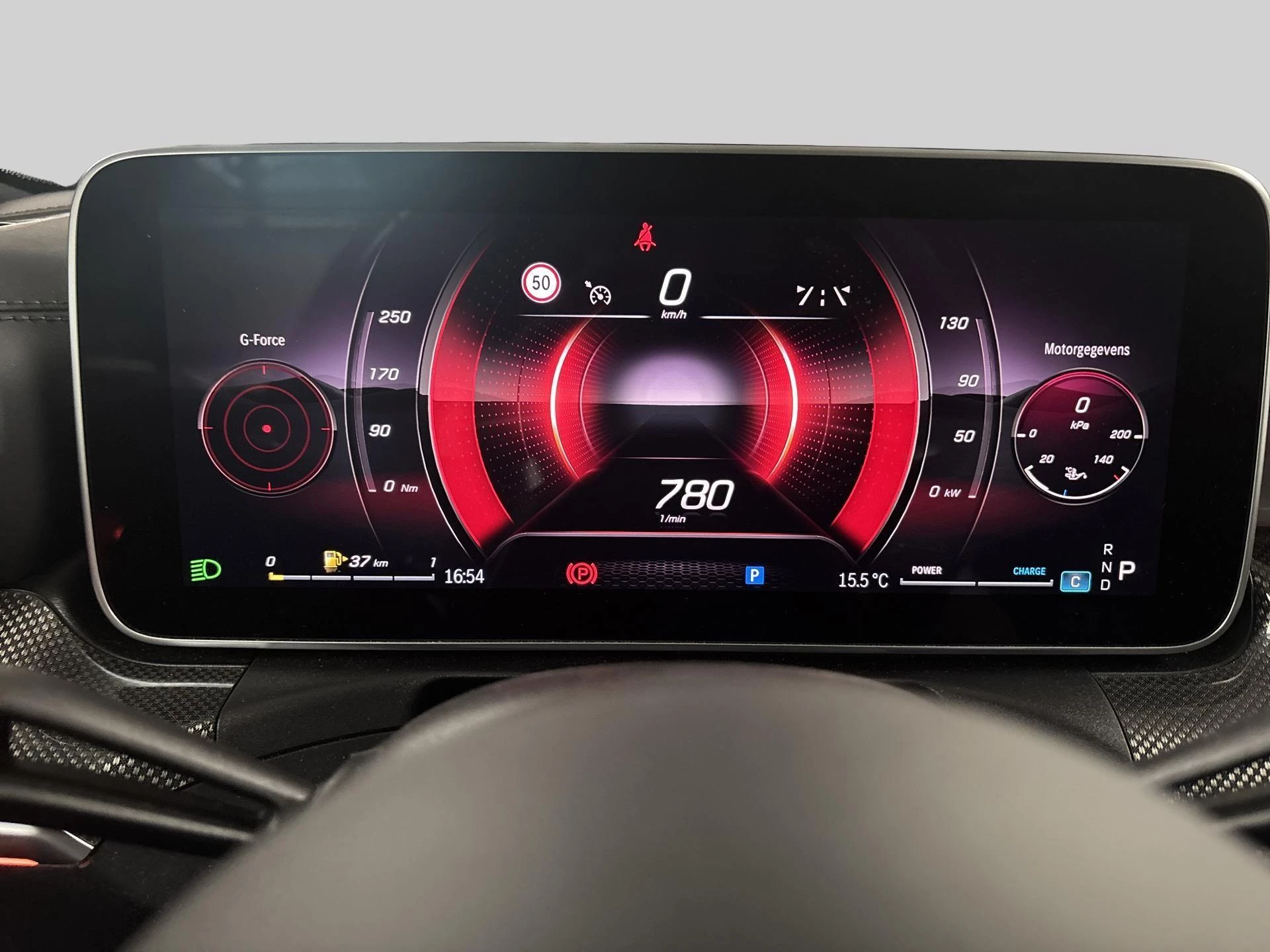 Mercedes-Benz-C-Klasse-image-10