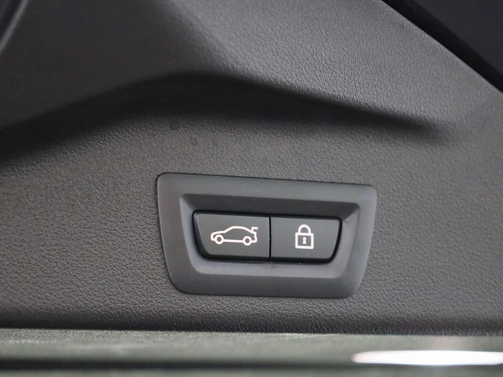 BMW-X5-image-14