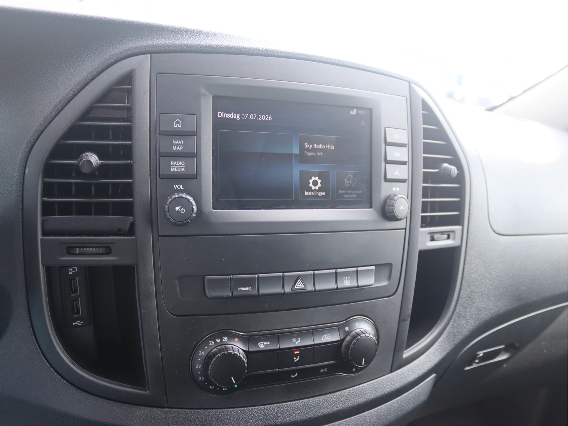 Mercedes-Benz eVito L2 66 kWh | AIRCO/CRUISE/CAMERA/SNELLADEN | Certified