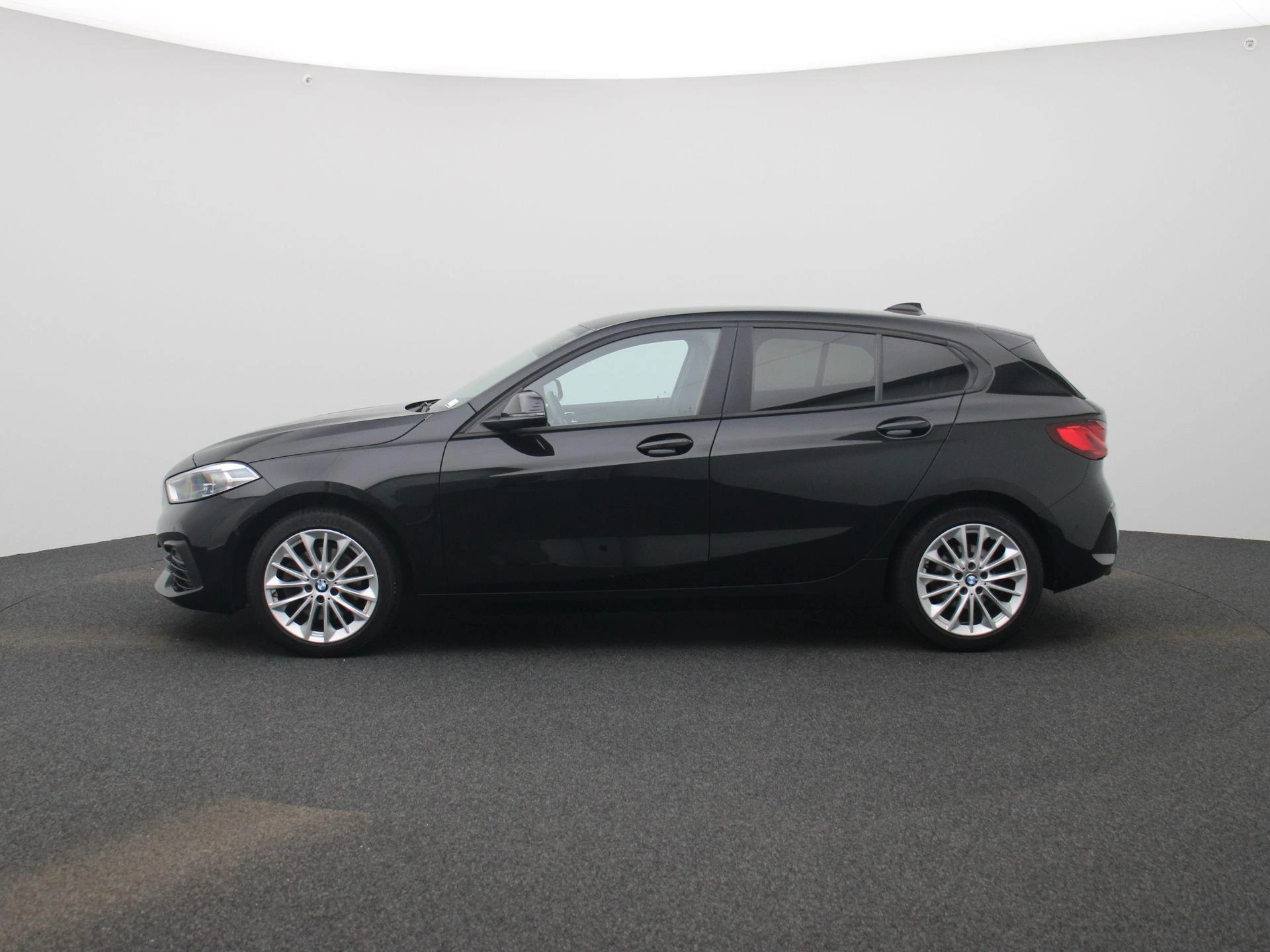 BMW 1 Reeks Hatch 118iA (100 kW)