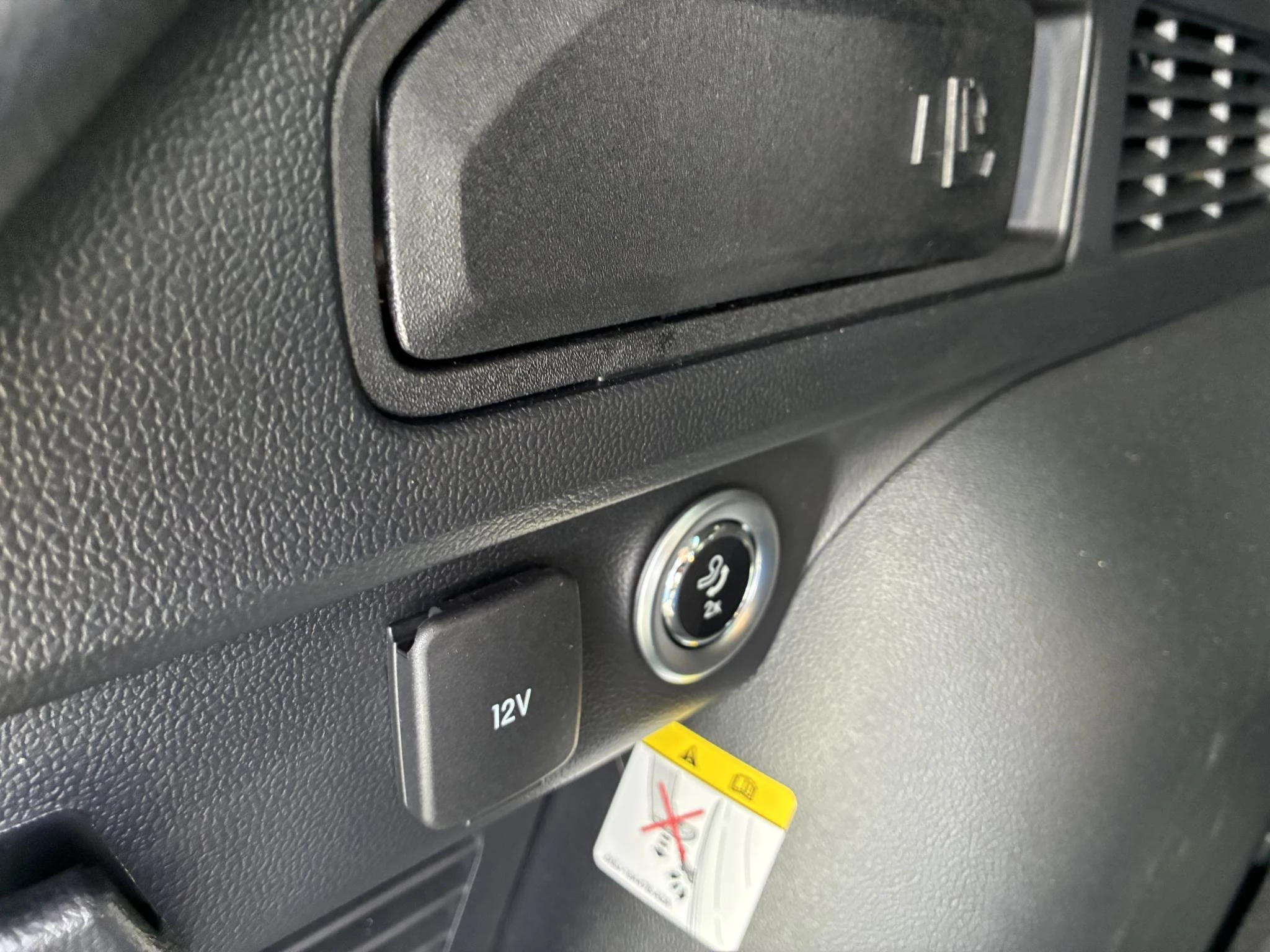 Ford-Kuga-image-8