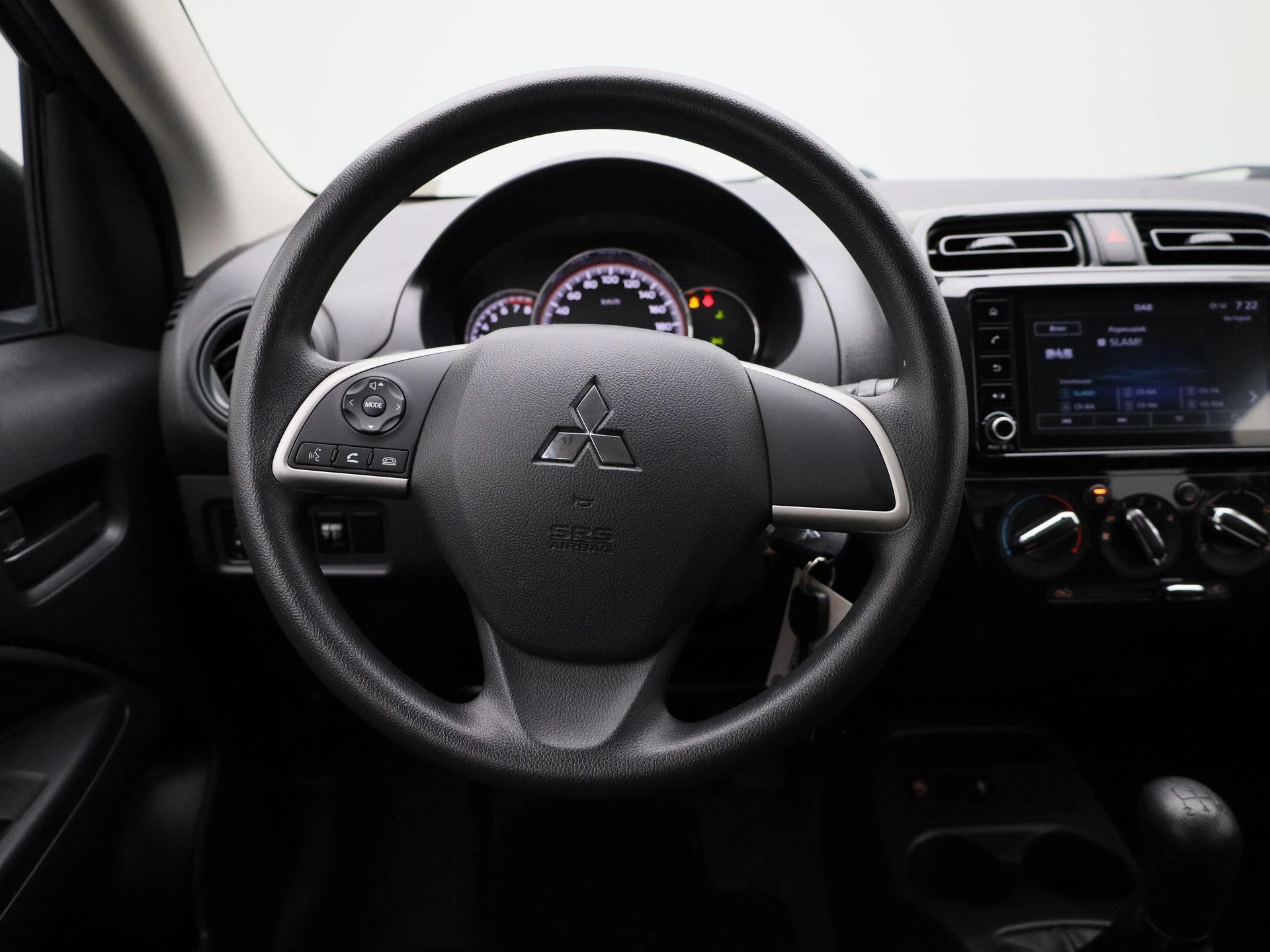 Mitsubishi-Space Star-image-6