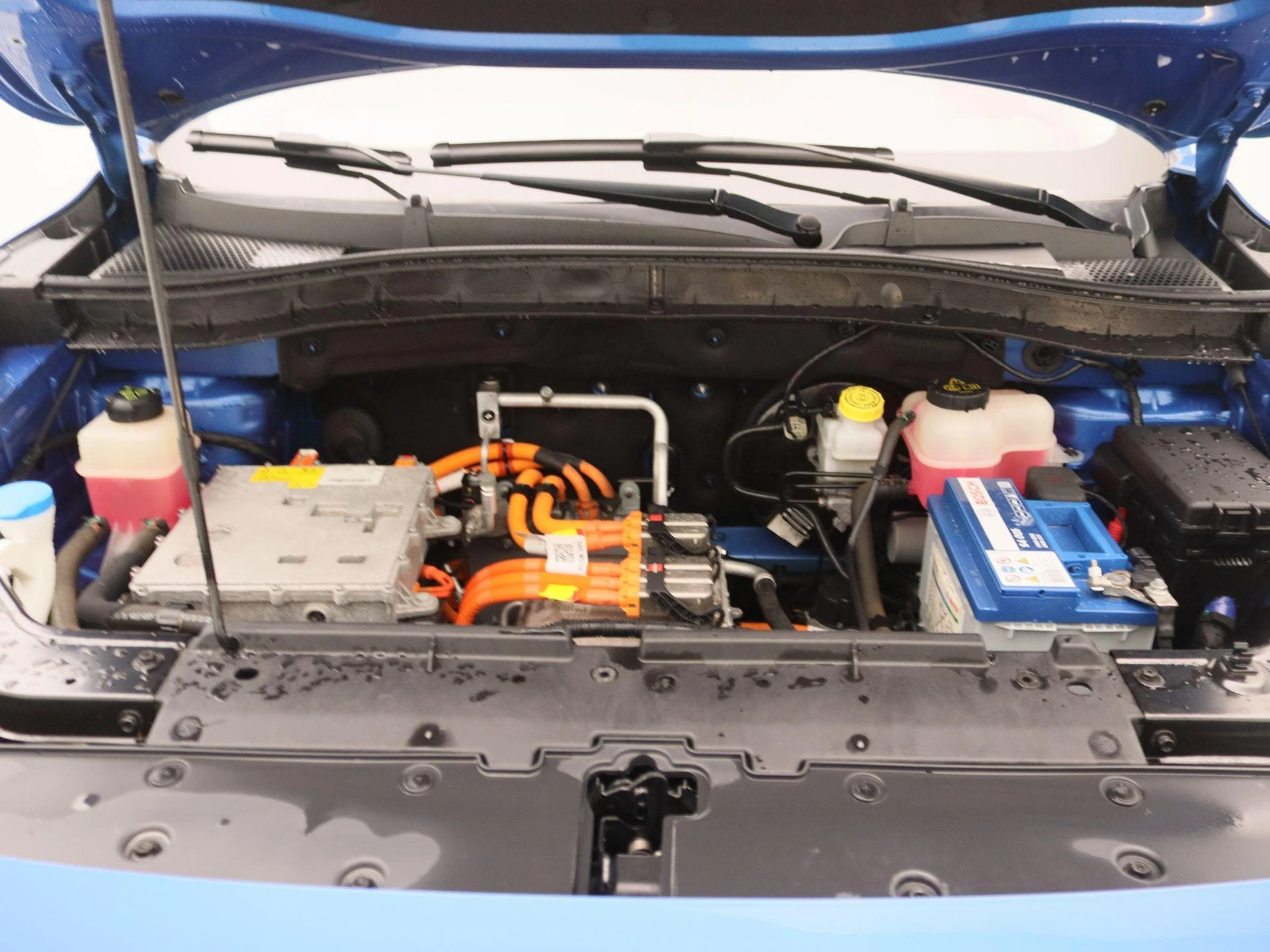 MG-ZS EV-image-25
