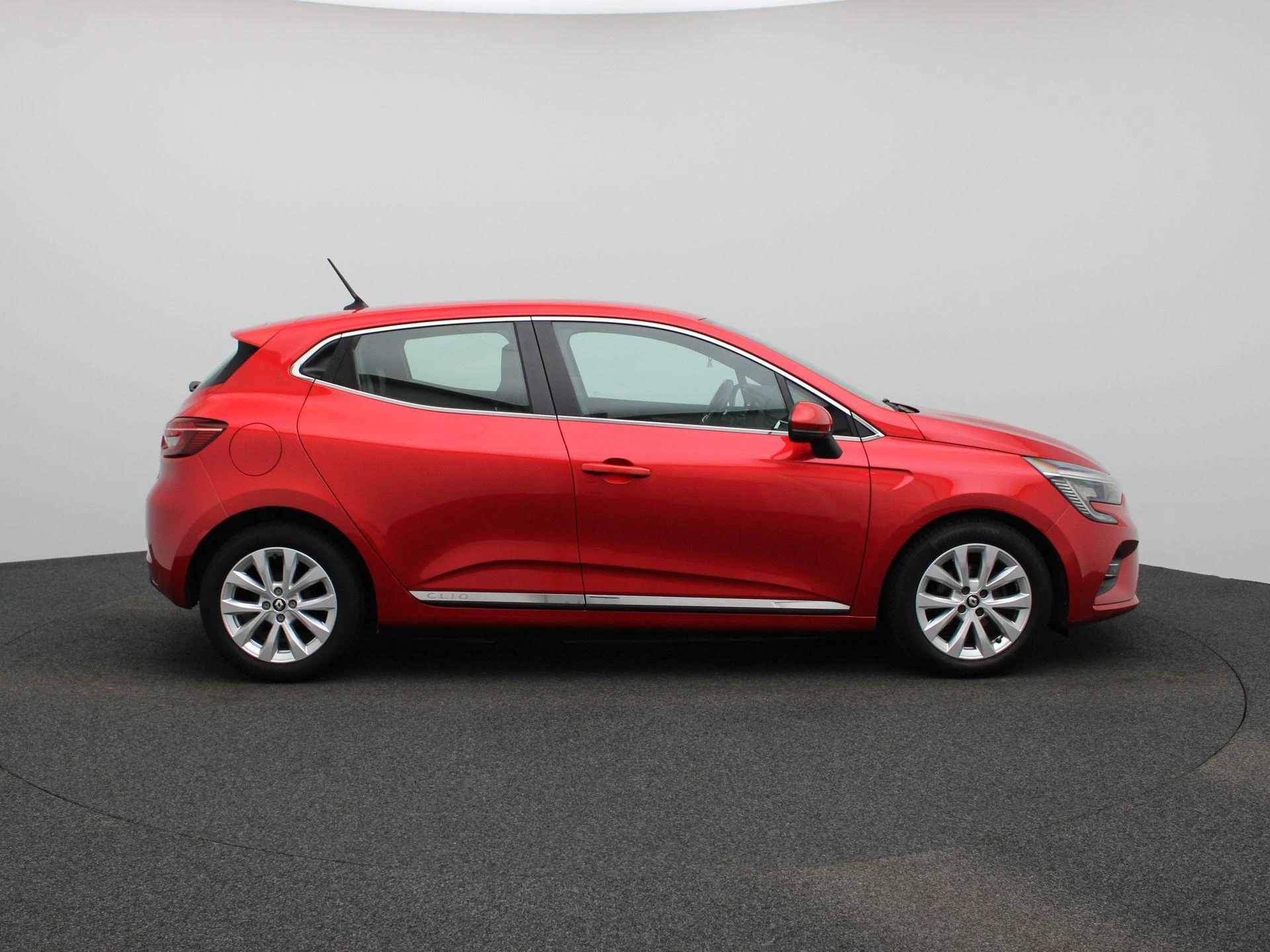 Renault-Clio-image-5