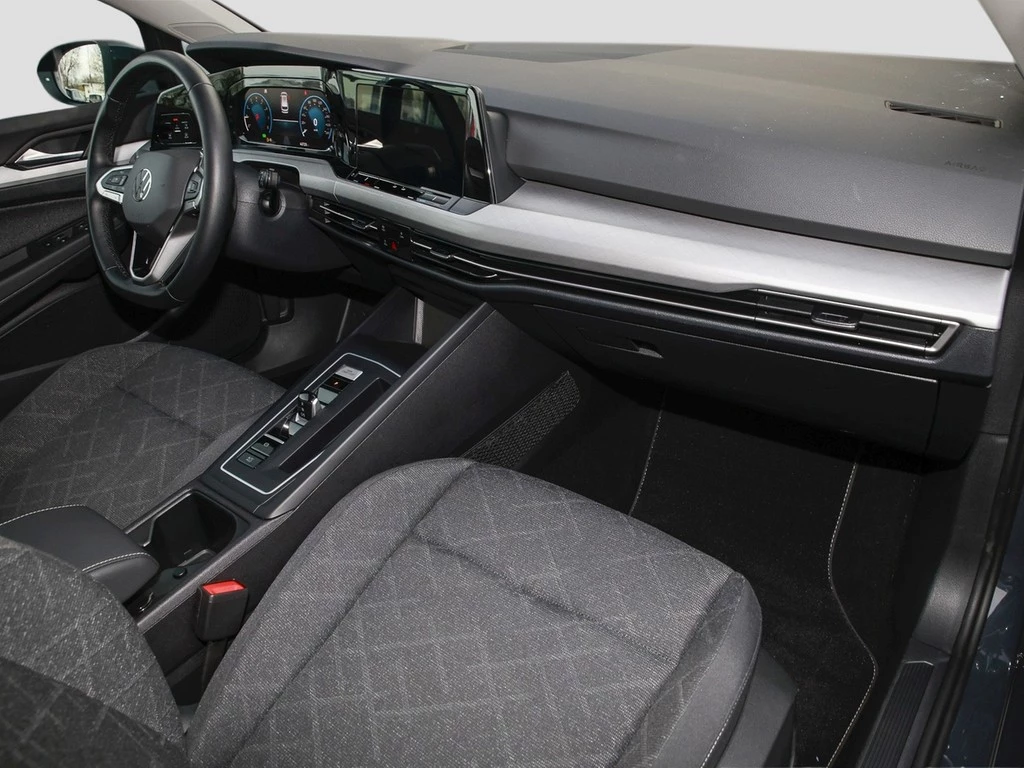 Volkswagen Golf VIII Variant 1,5 eTSI DSG Life,AHK,LED,ACC Lenkrad/Sitzheizung,Climatronic,App Connect