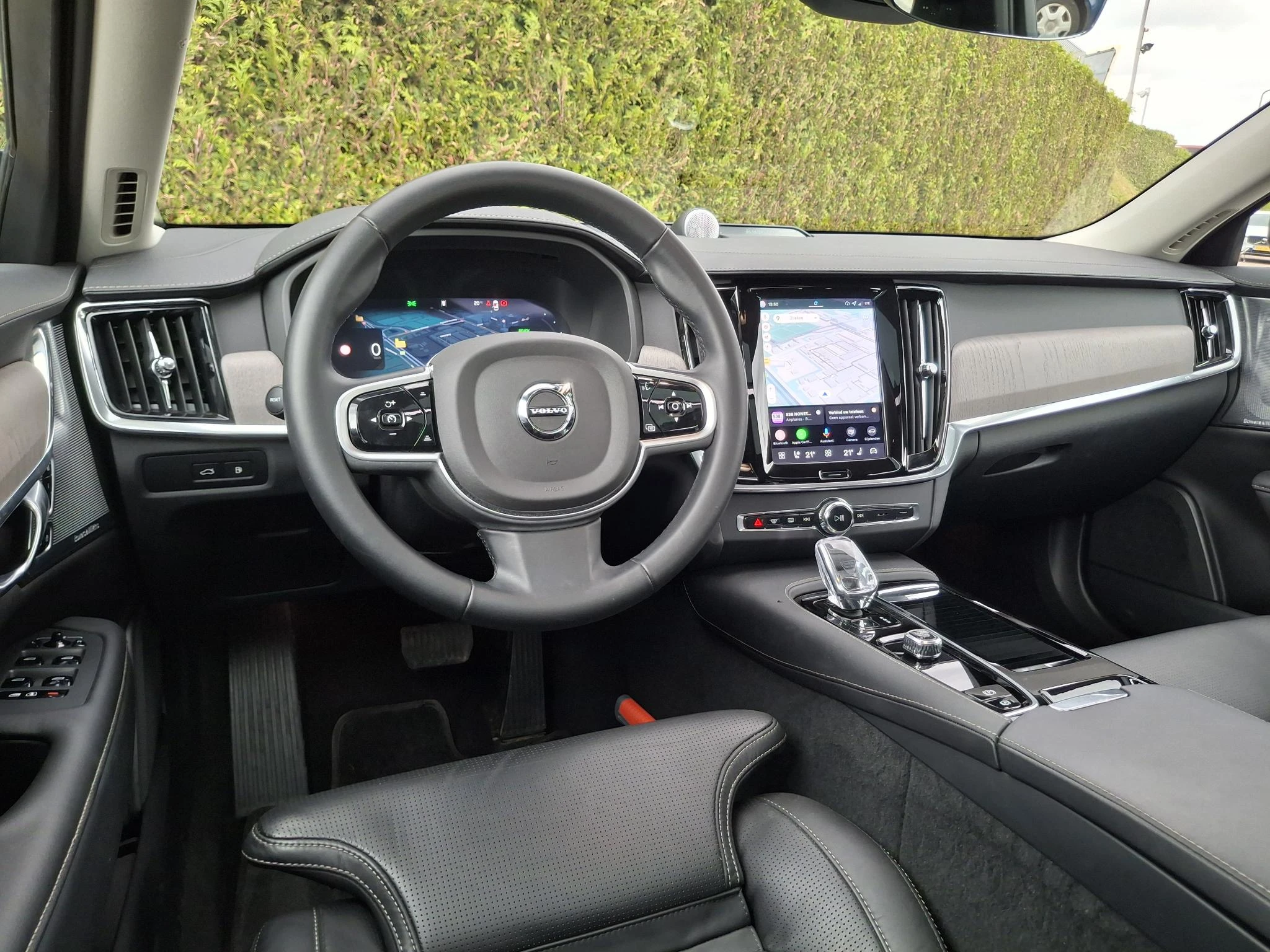 Volvo-V90-image-28
