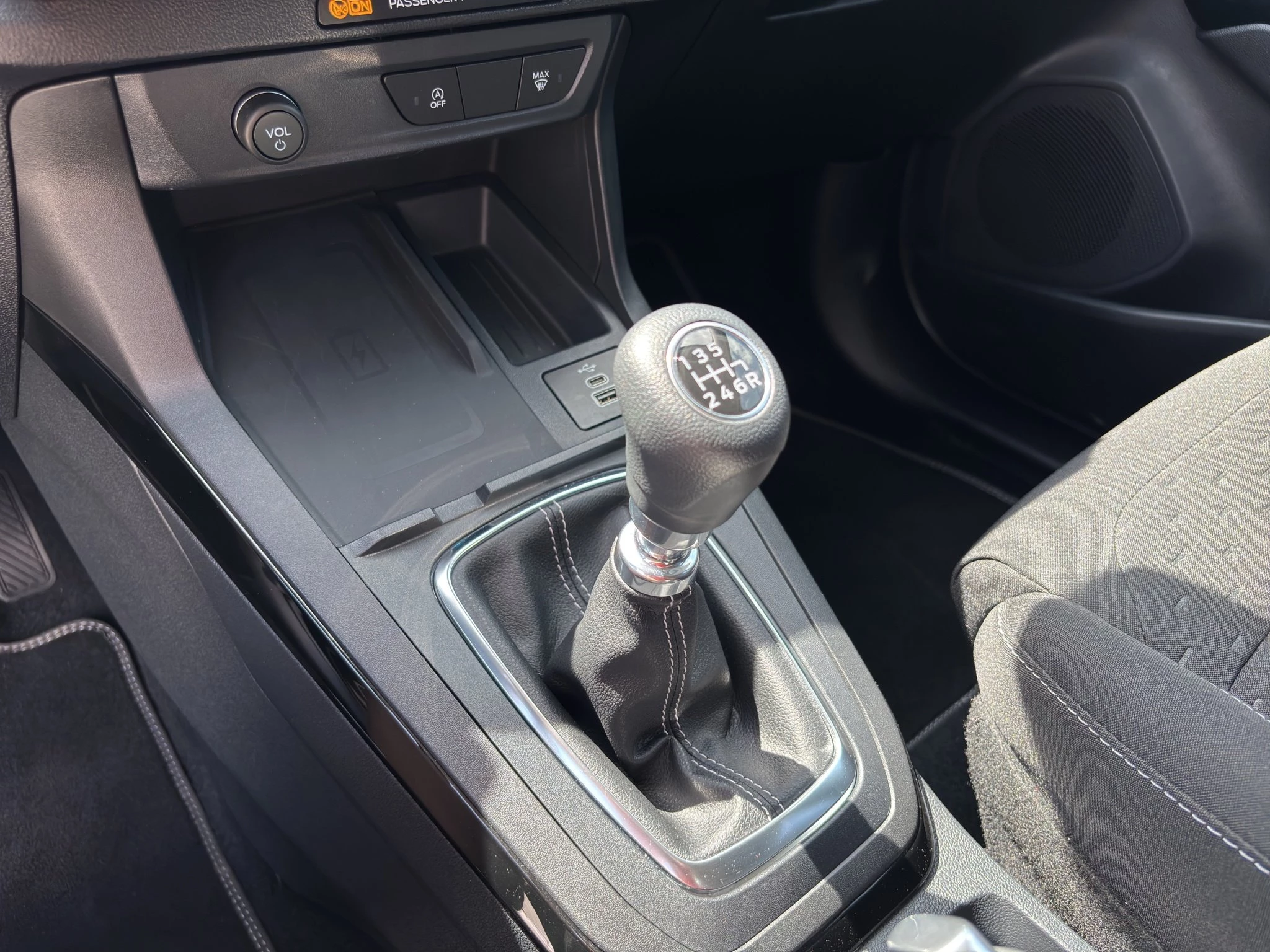Ford-Puma-image-22