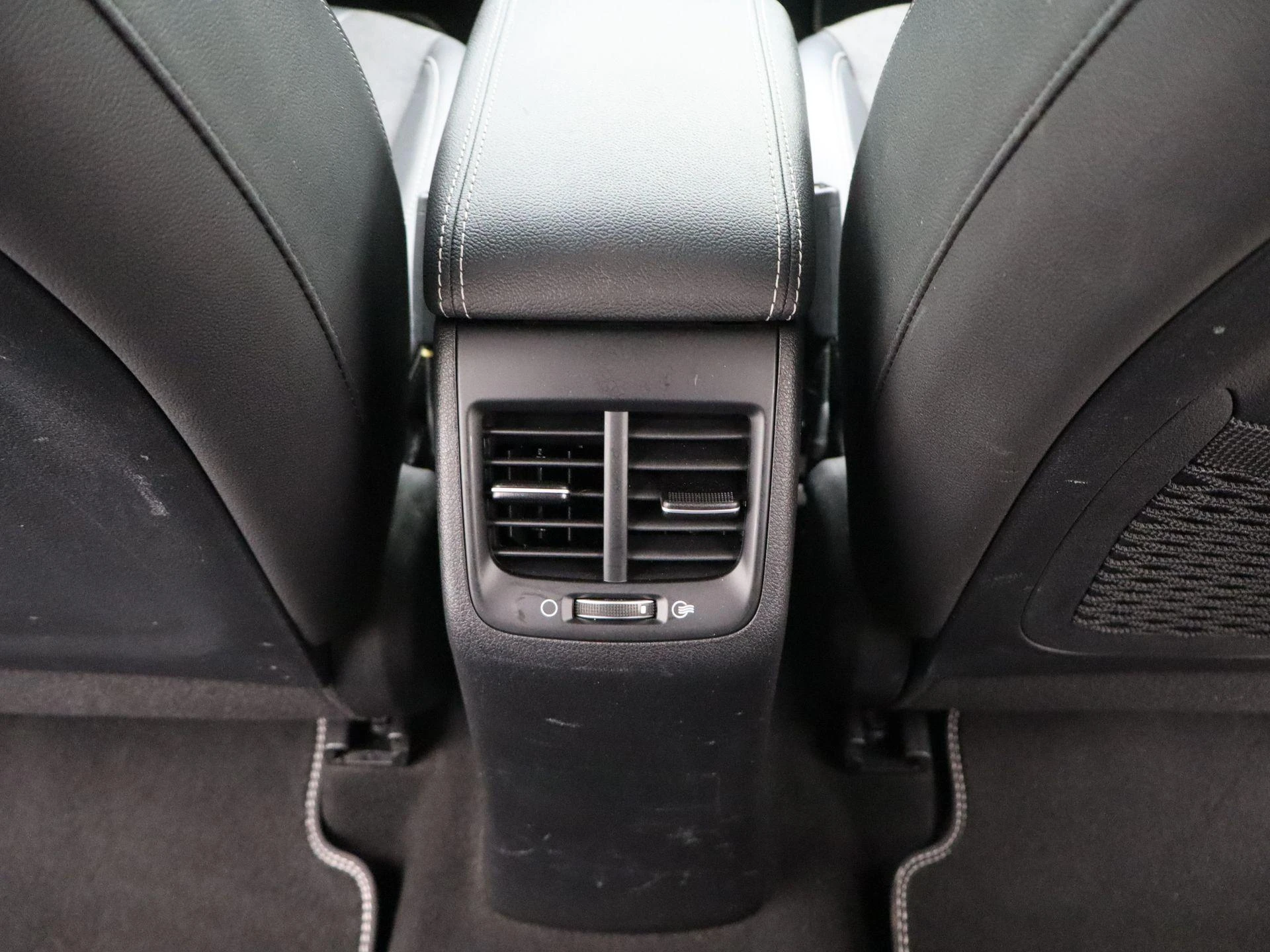 Kia-Niro-image-33