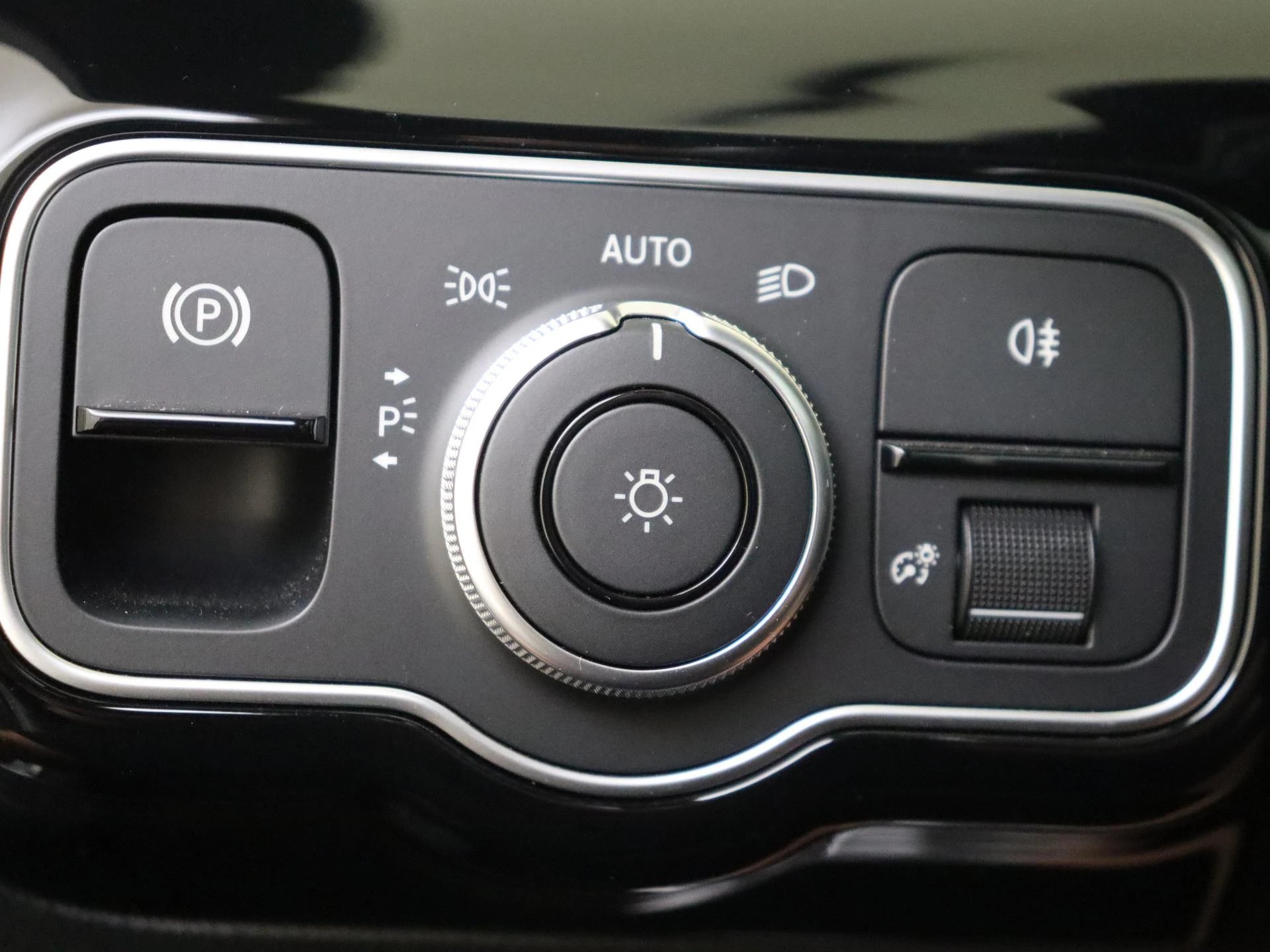 Mercedes-Benz-A-Klasse-image-24