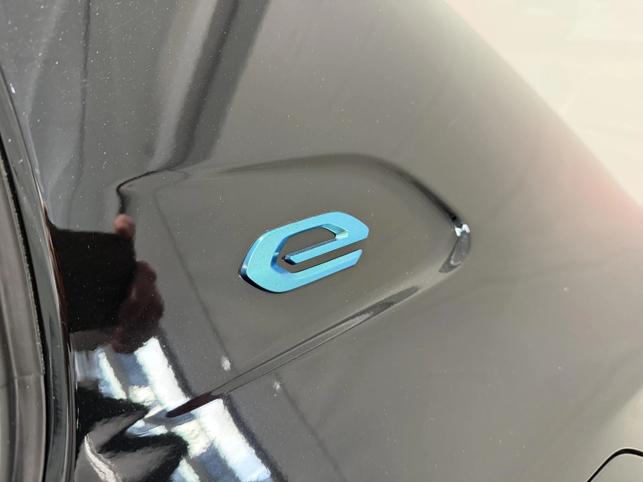 Peugeot-e-208-image-8