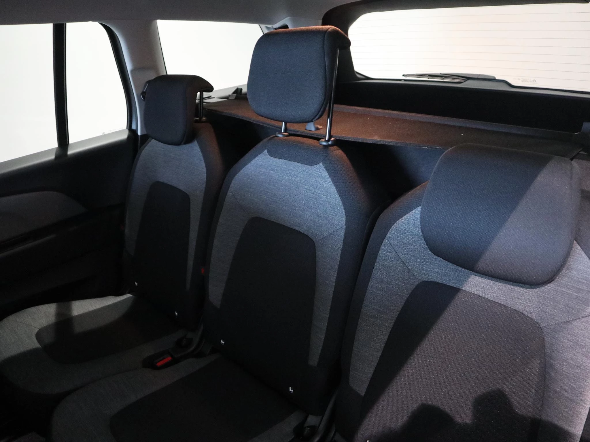 Citroën-Grand C4 Spacetourer-image-9